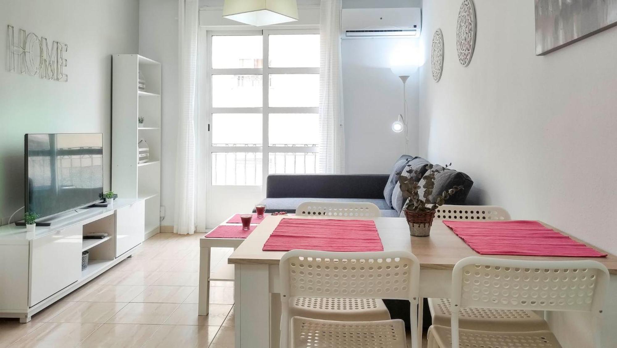 Estupendo De Habitación En *