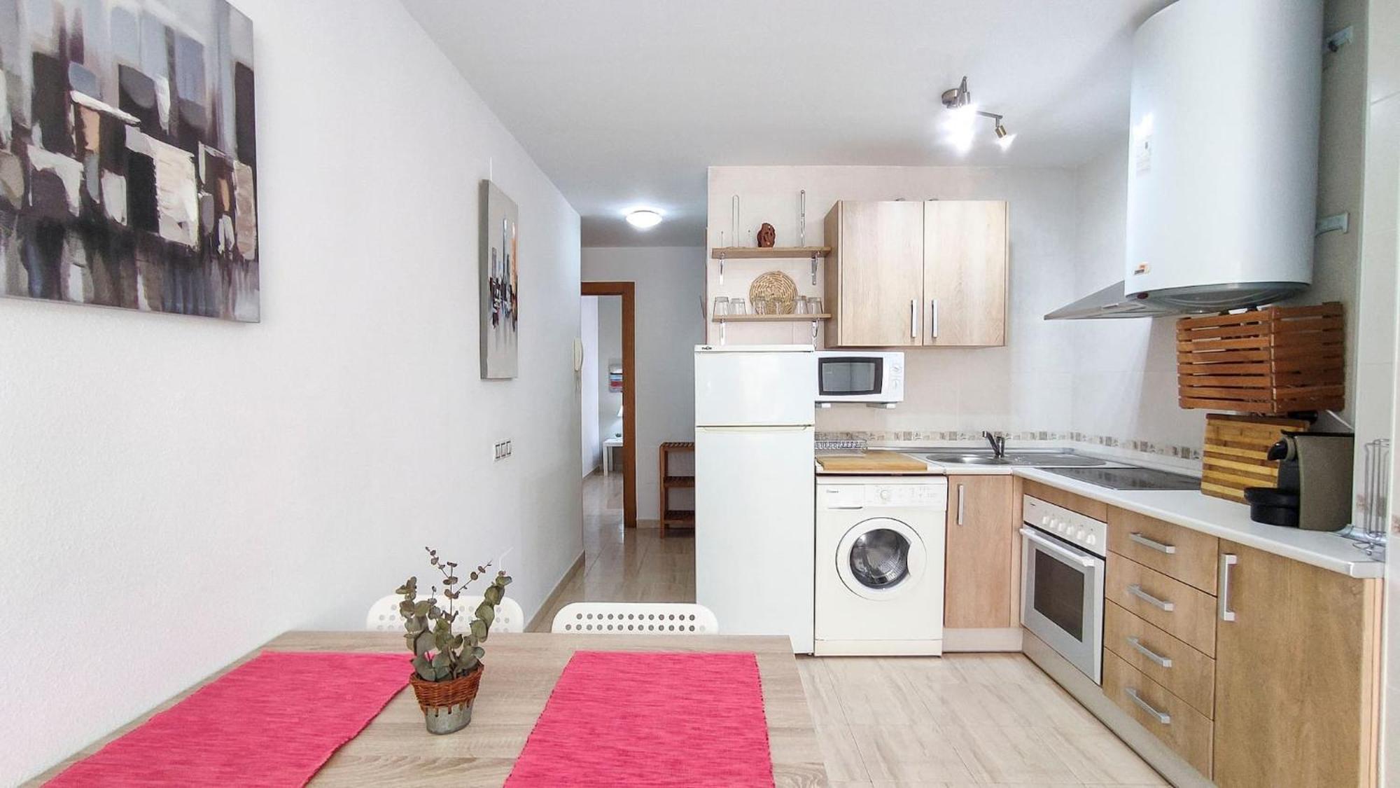 Estupendo De Habitación En Apartamento *