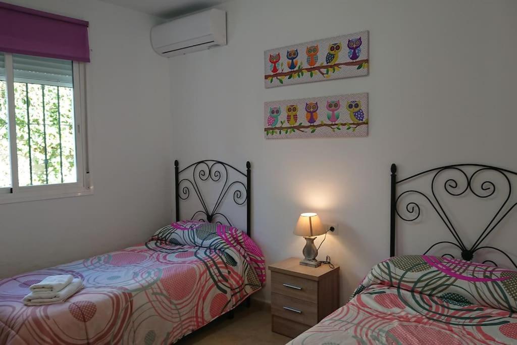 Adelfas, Piscina Infinity Holiday home