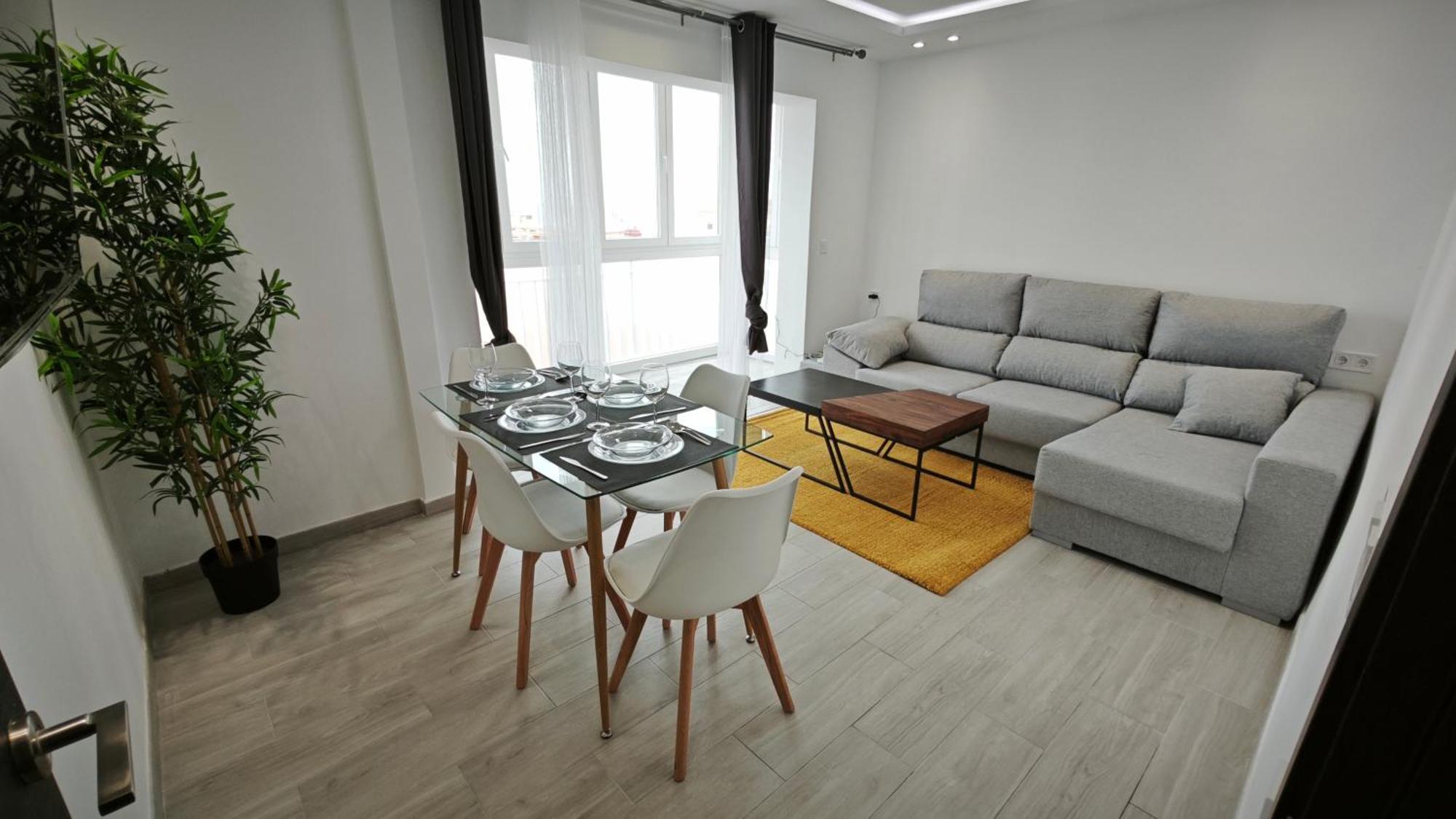 Vialia Playa * Malaga