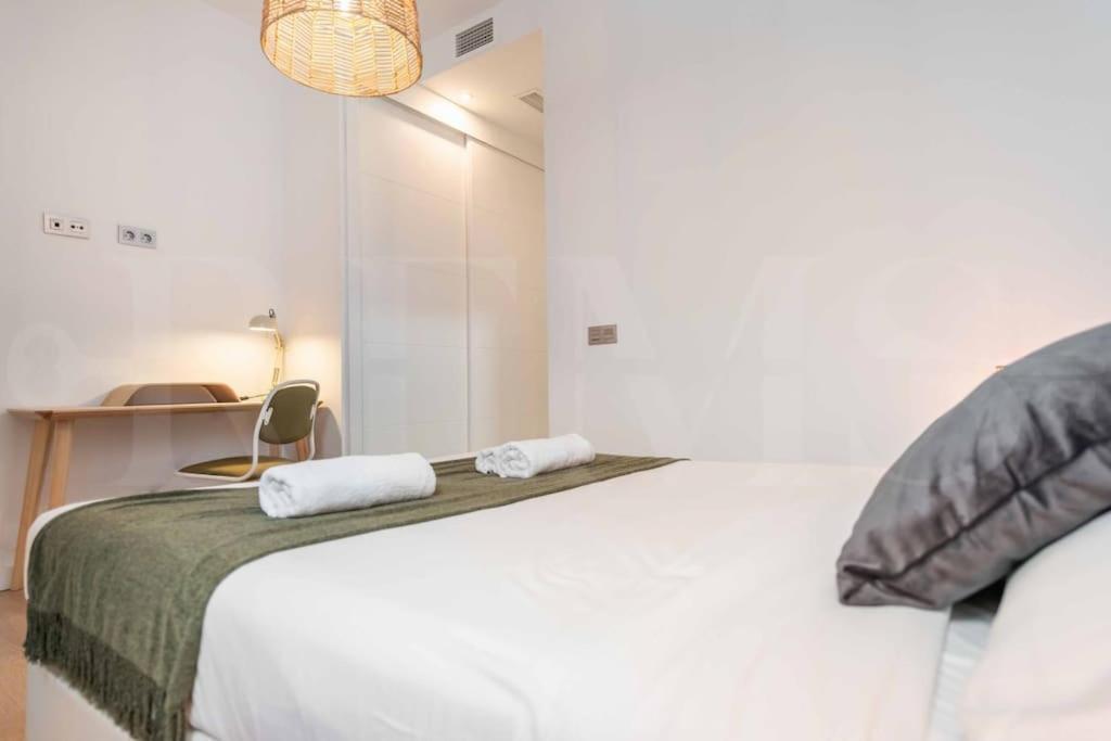 Apartamento Fresh & Stylish With Parking By Rems *