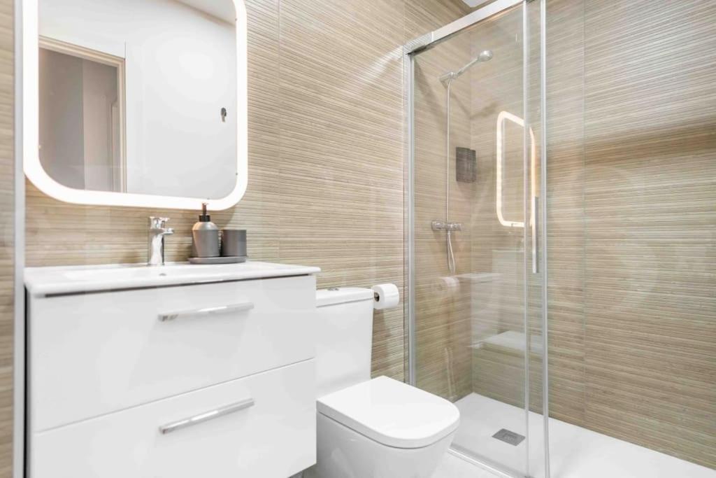 Apartamento Fresh & Stylish With Parking By Rems