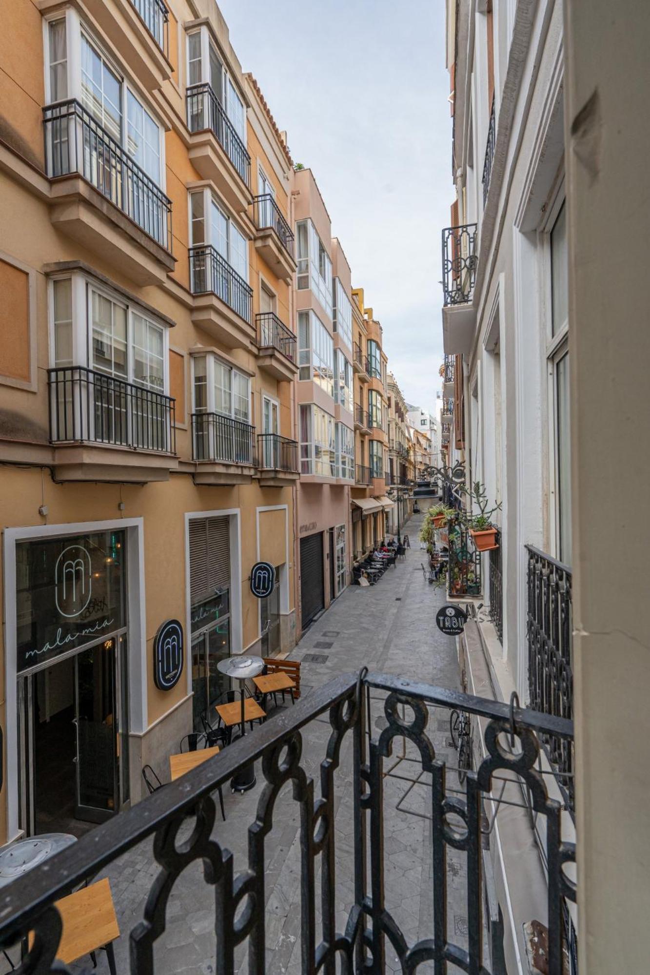 U-nique Juan De Padilla Malaga