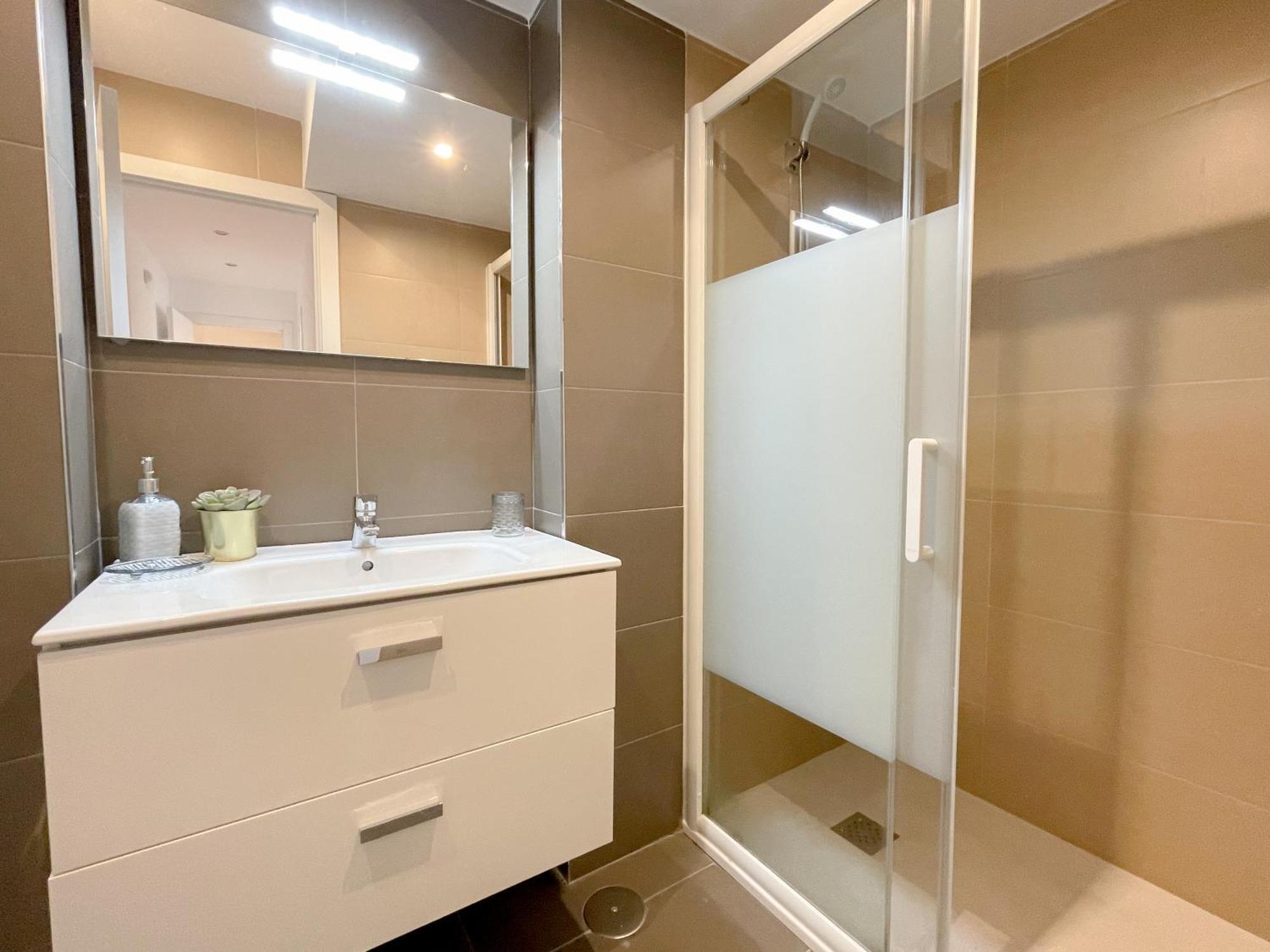 Apartamento Moderno Plz De La Merced