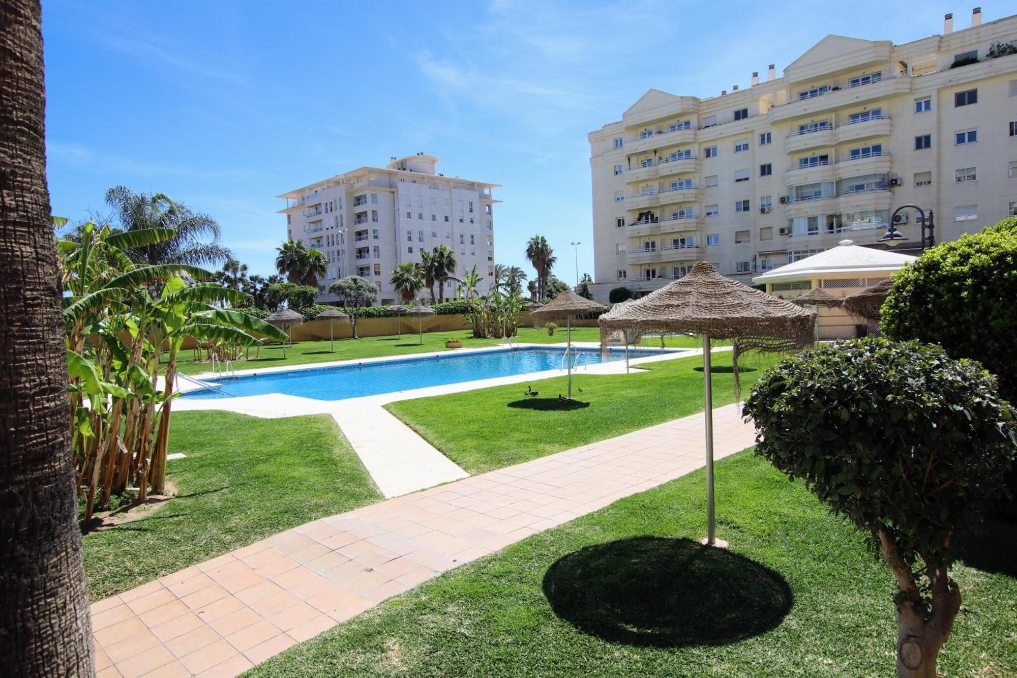 Tess Pacifico Malaga