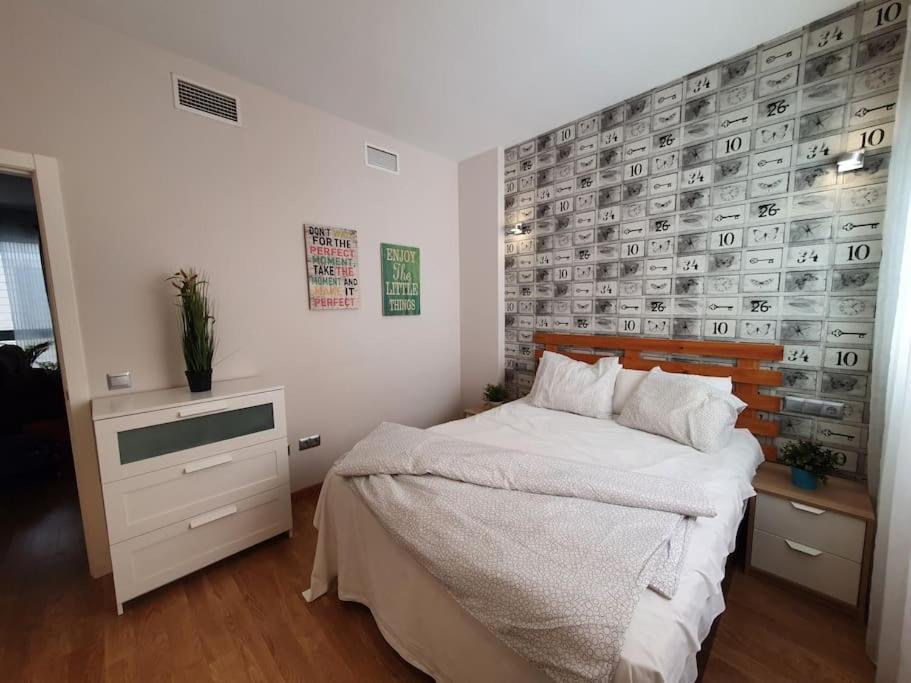 Modern A Few Minutes To The Center - Trip Apartment *