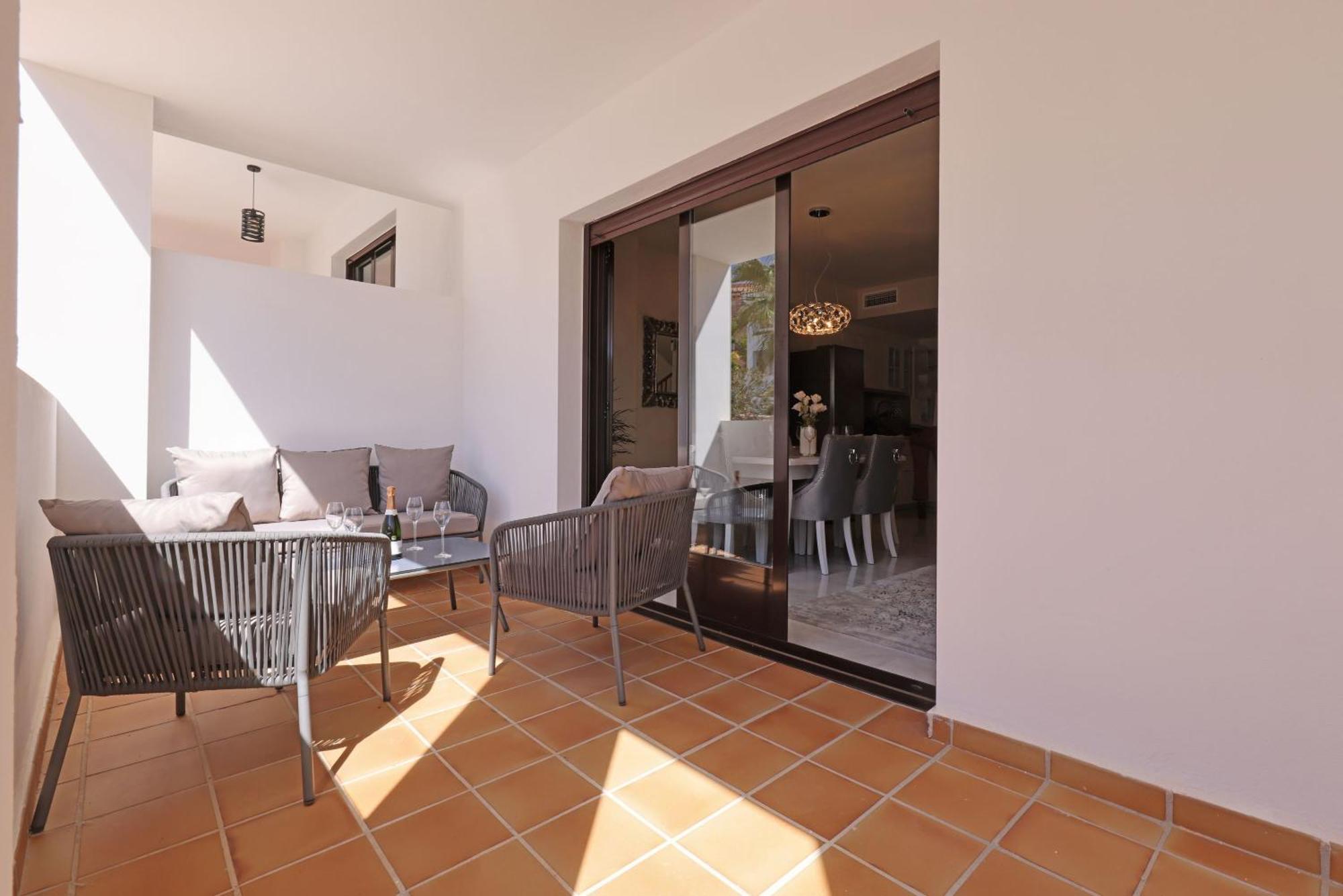 Spacious And Modern House In Riviera, Mijas, Costa Del Sol, 15min From Marbella Сasa de vacaciones