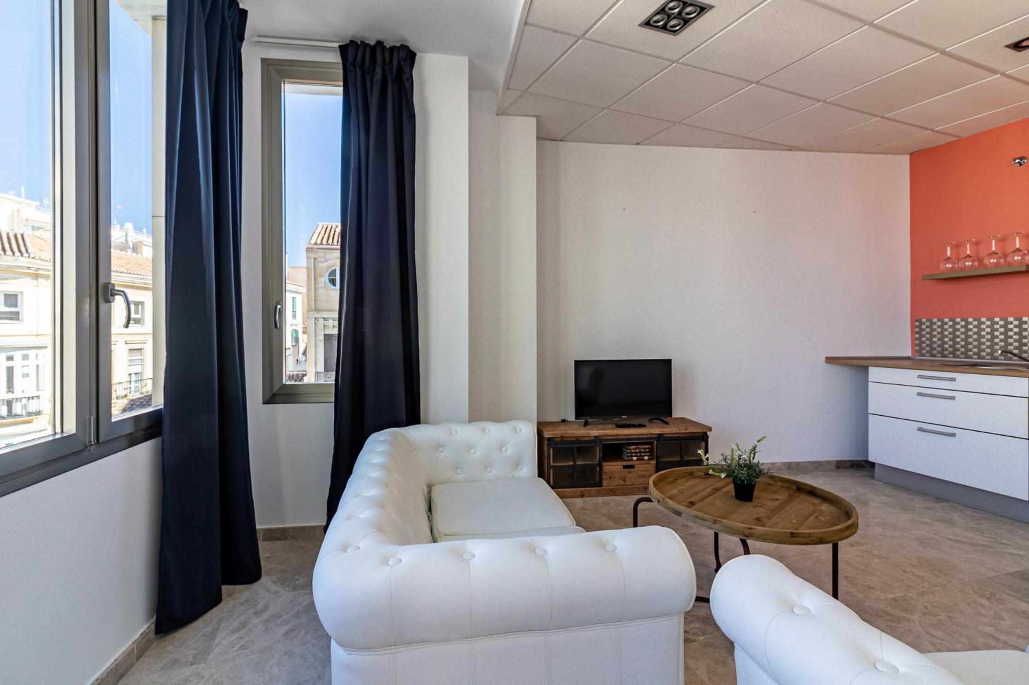 Saenz Gallery By Bossh! Apartamento *