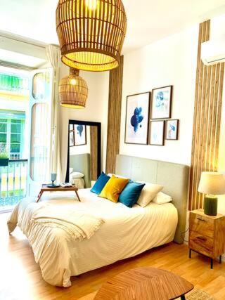 Calderon Iii Deluxe Sinesedesignhomes