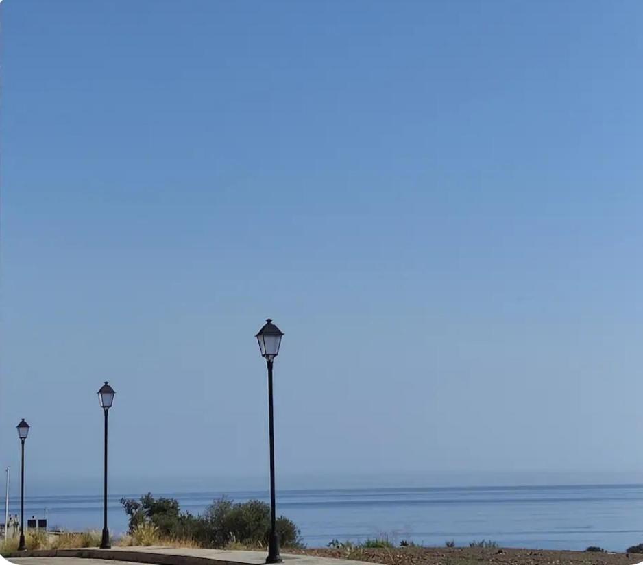 Apartamento Nuevo, Disfruta Del Silencio, Familias Con Ninos, Aire Acondicionado, 2 Banos , Playa *