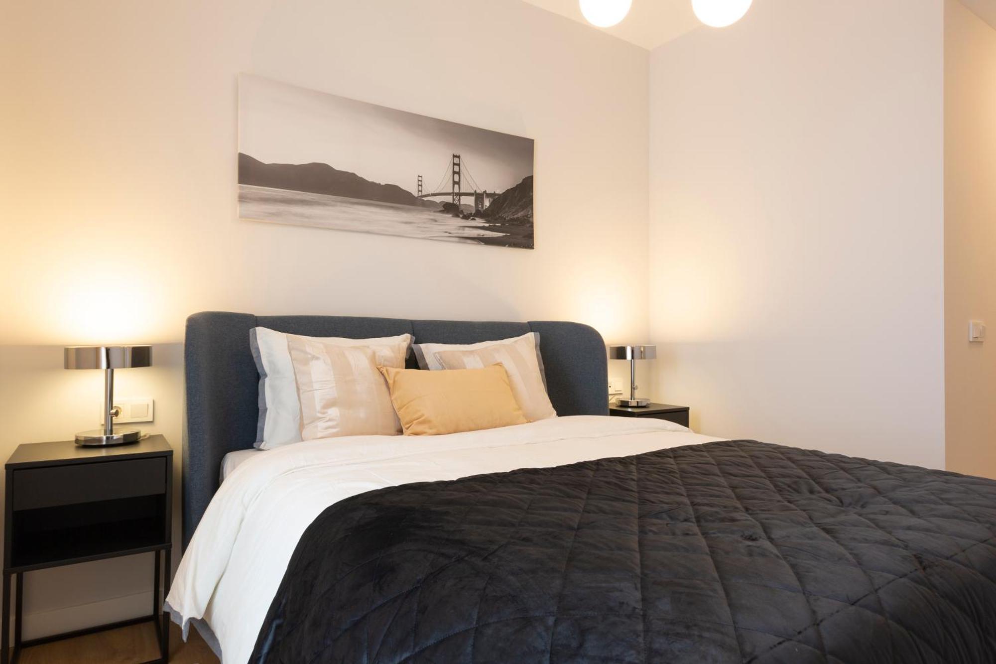 Apartamento Con Vistas En Paseo De Reding By Rent Me Apartamento *