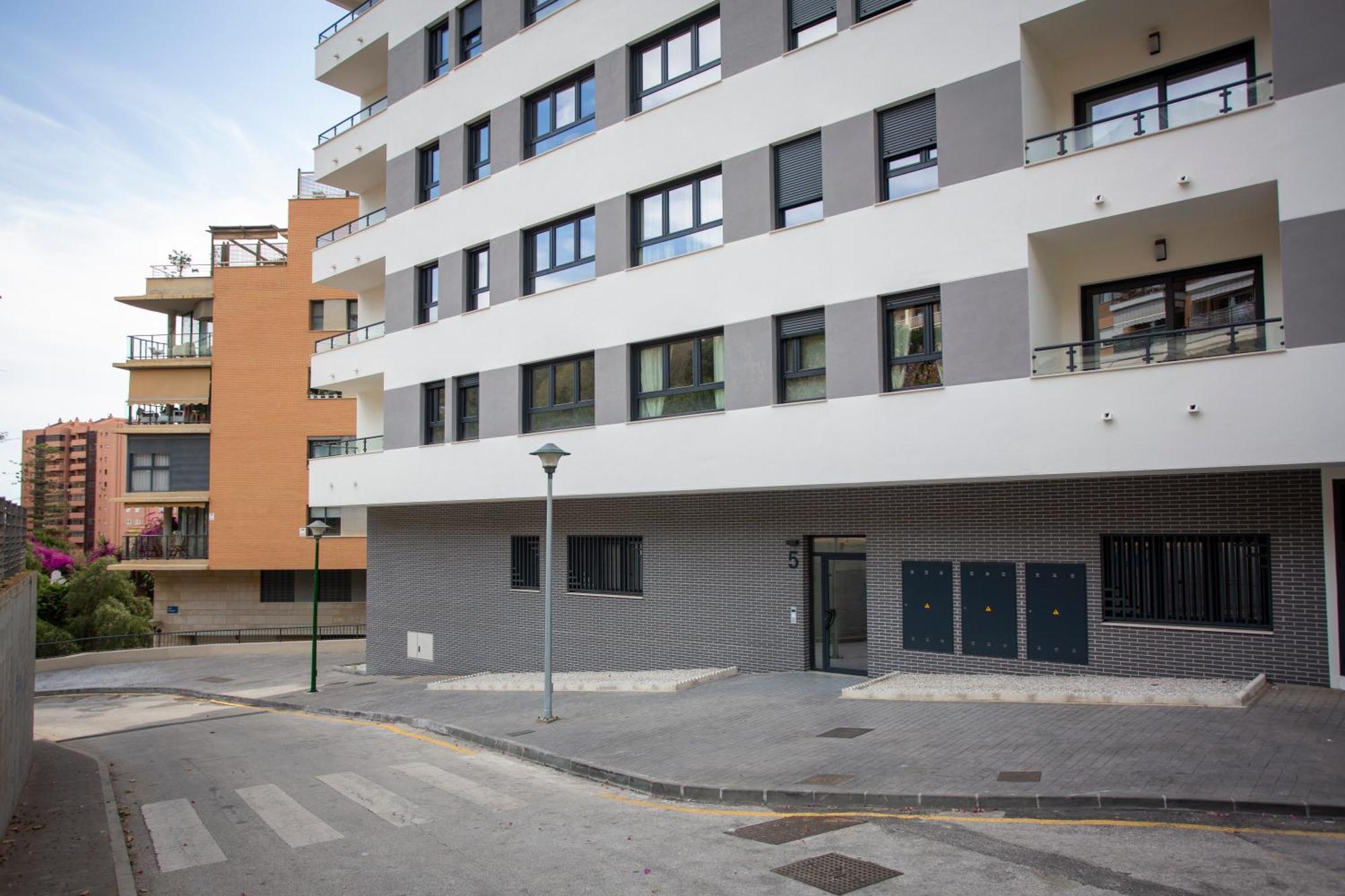 Apartamento Con Vistas En Paseo De Reding By Rent Me