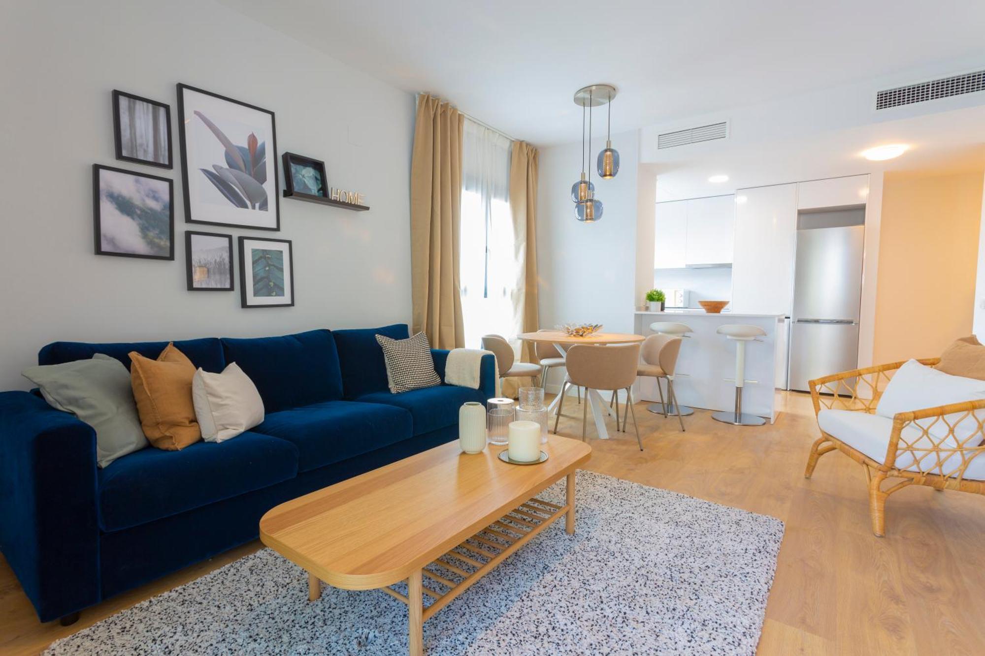 Apartamento Con Vistas En Paseo De Reding By Rent Me Málaga