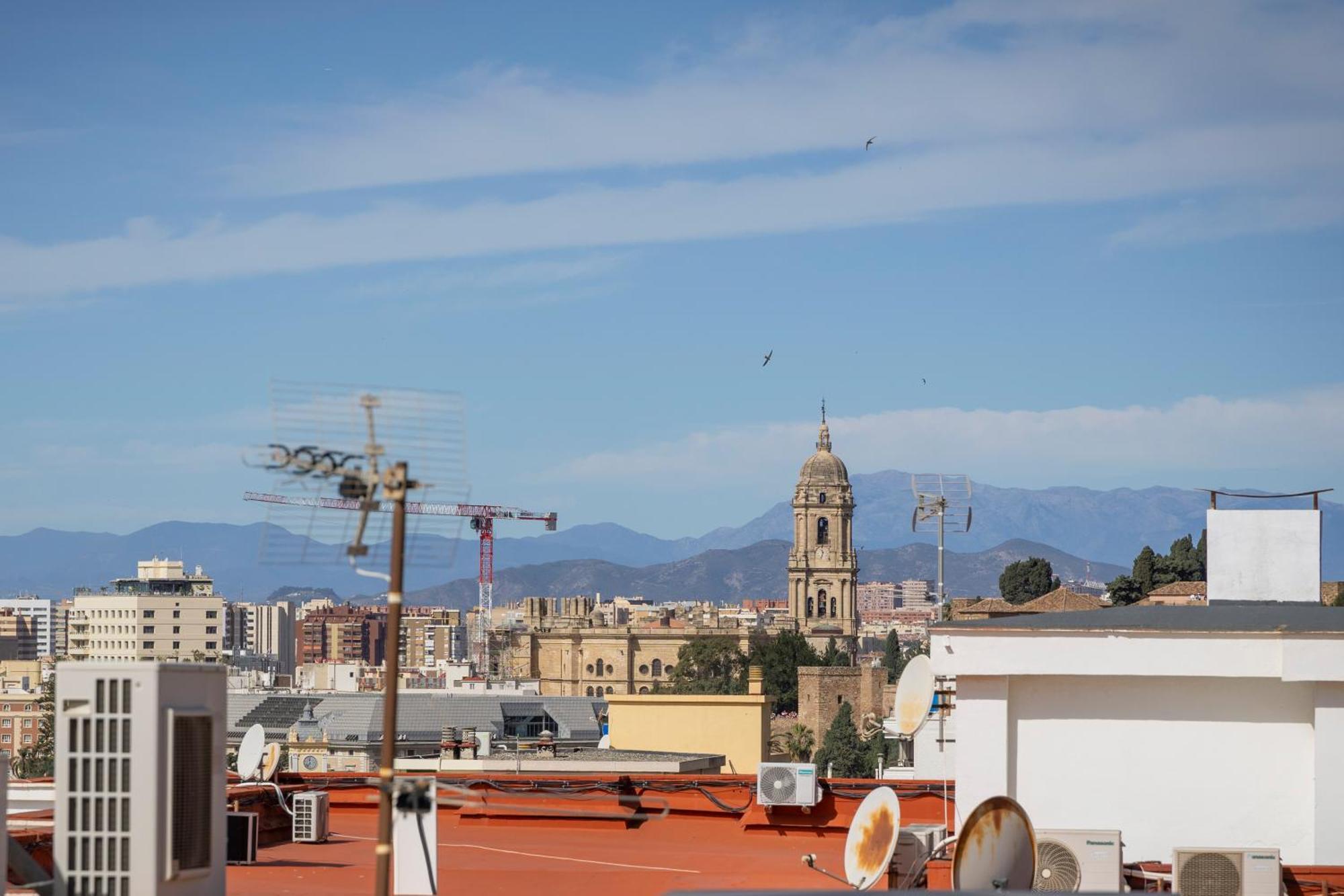 Apartamento Apartamento Con Vistas En Paseo De Reding By Rent Me Málaga