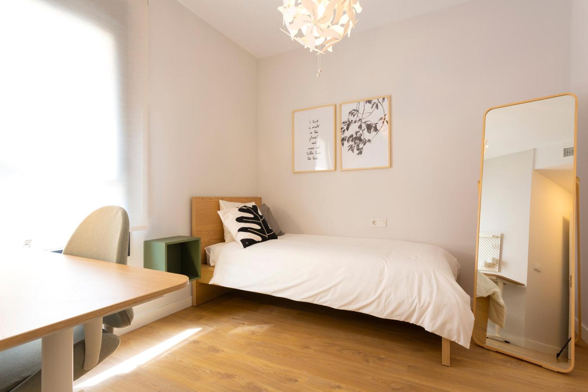 Apartamento Apartamento Con Vistas En Paseo De Reding By Rent Me Málaga