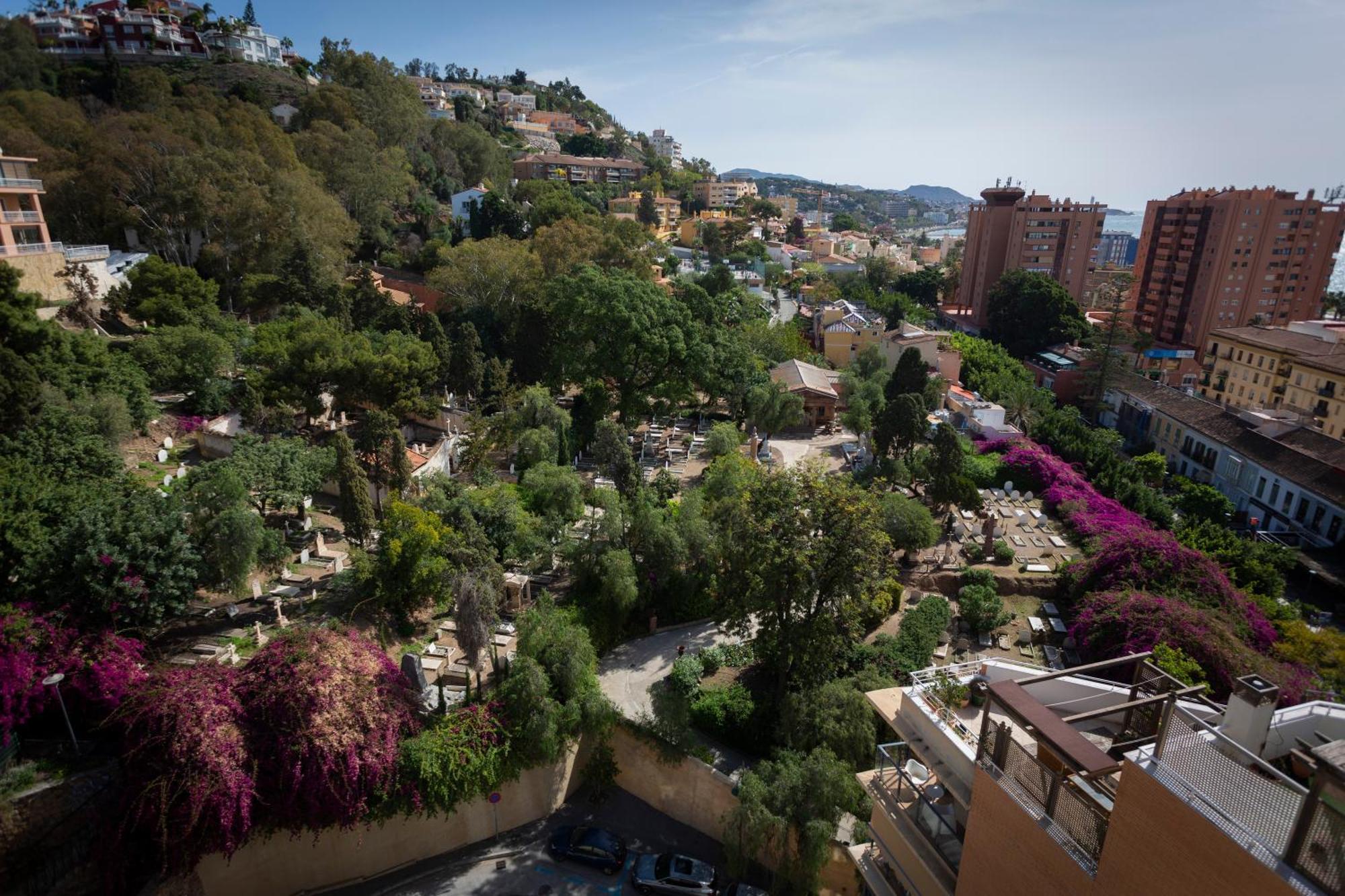 Apartamento Con Vistas En Paseo De Reding By Rent Me * Málaga