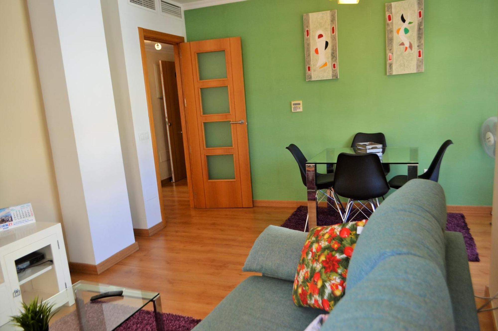 Hospitales A 10 Minutos Del Centro Y Playas