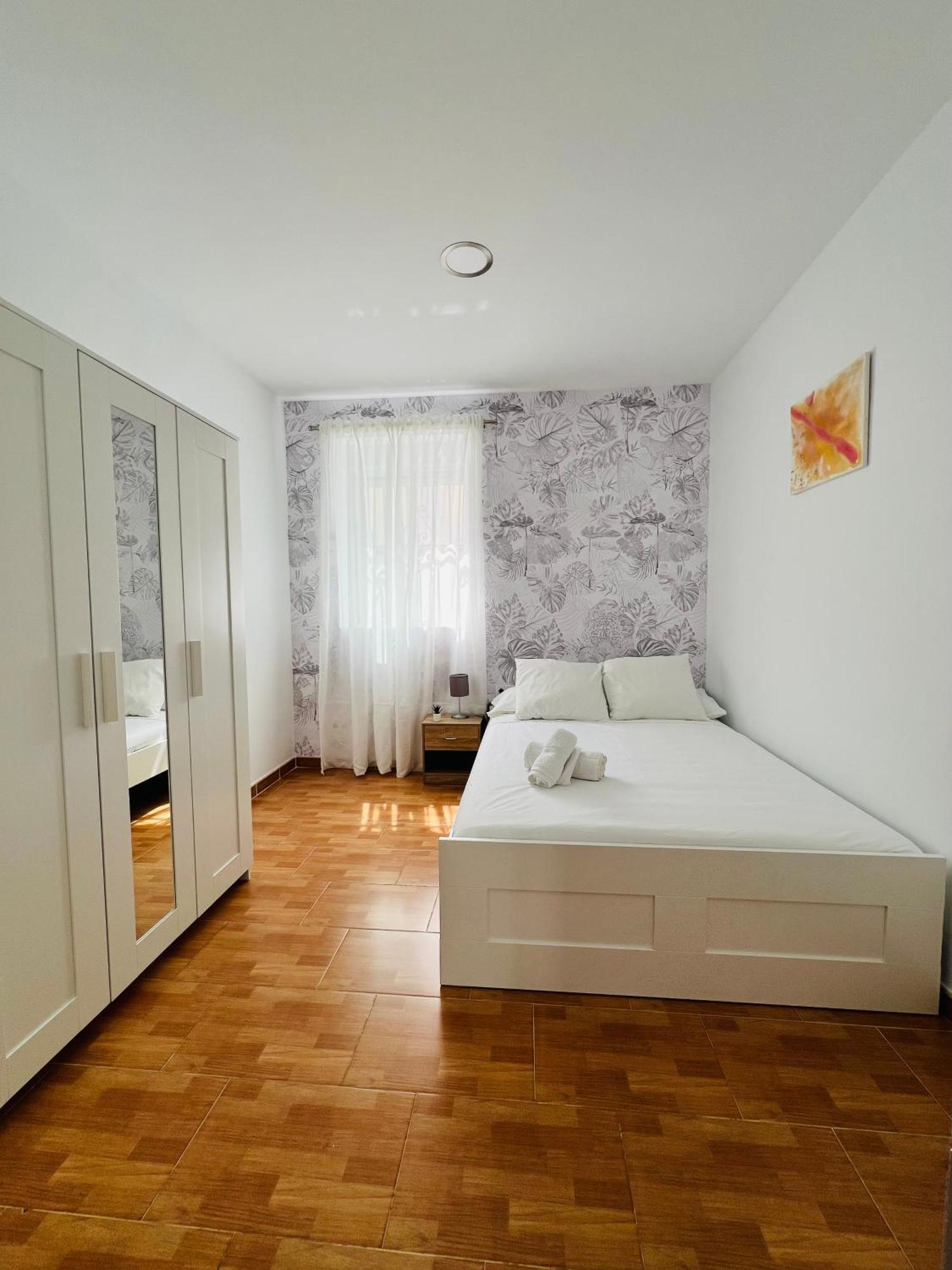 Leisa House Apartment Malaga