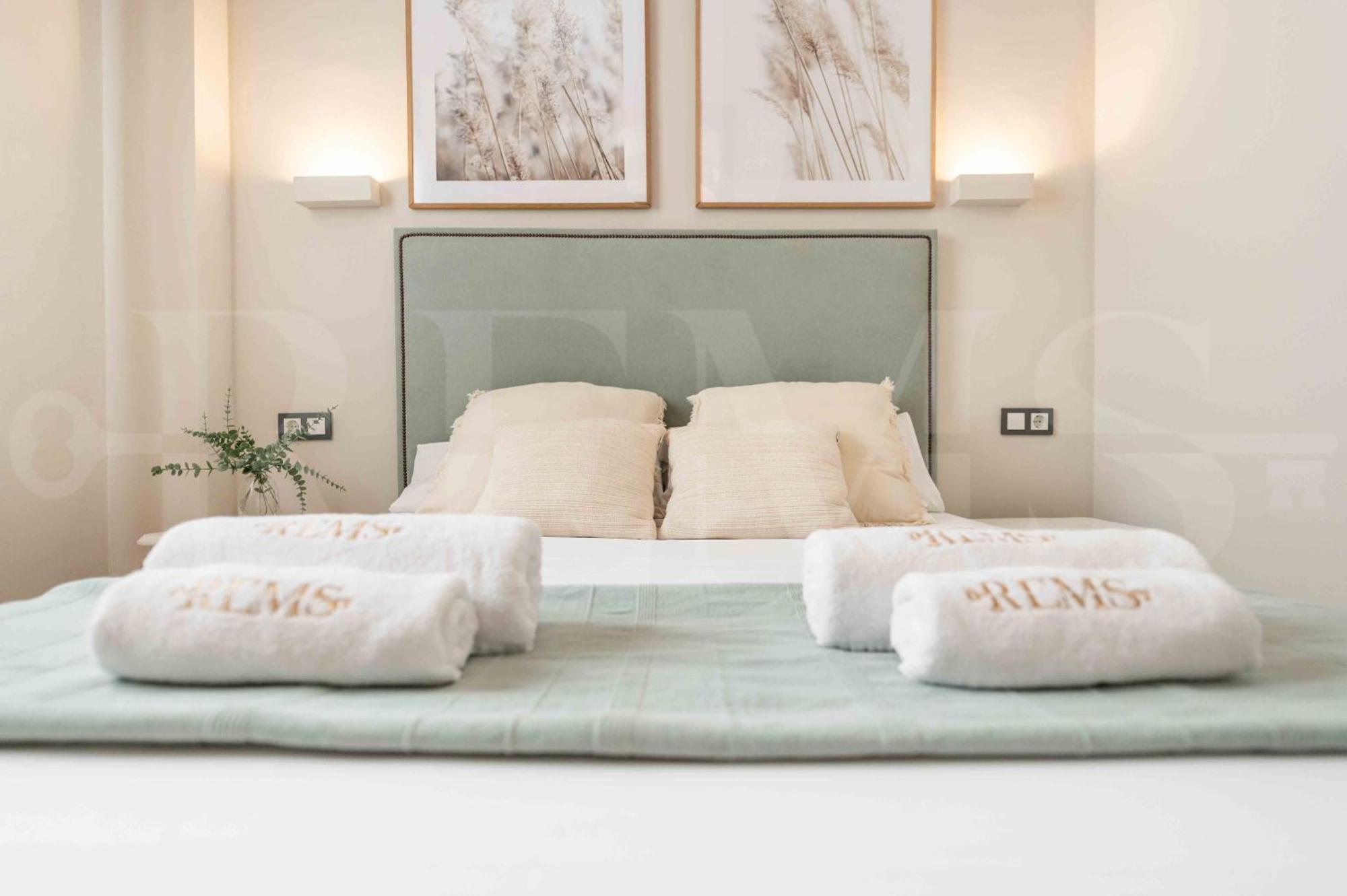 Adorable Flat With Private Parking In The Center By Rems Apartamento *
