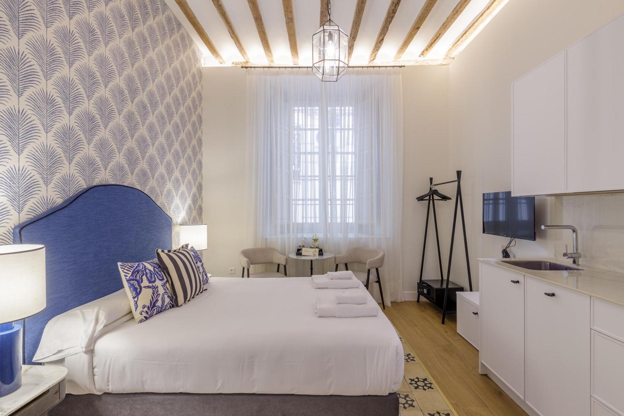 Apartamento Palacio Vegafuente By Caleta Homes *