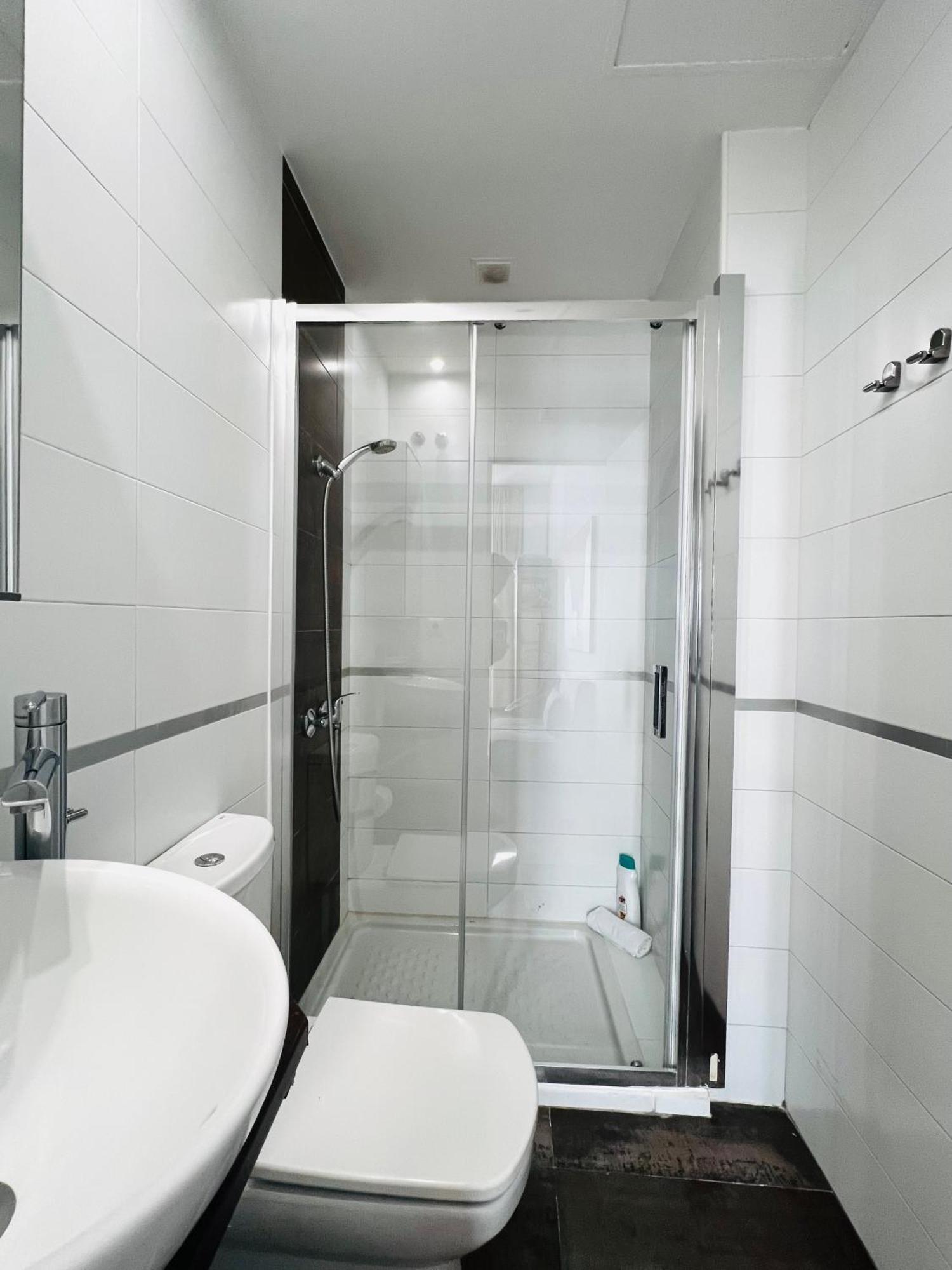 Calderon Iii Deluxe Sinesedesignhomes Malaga