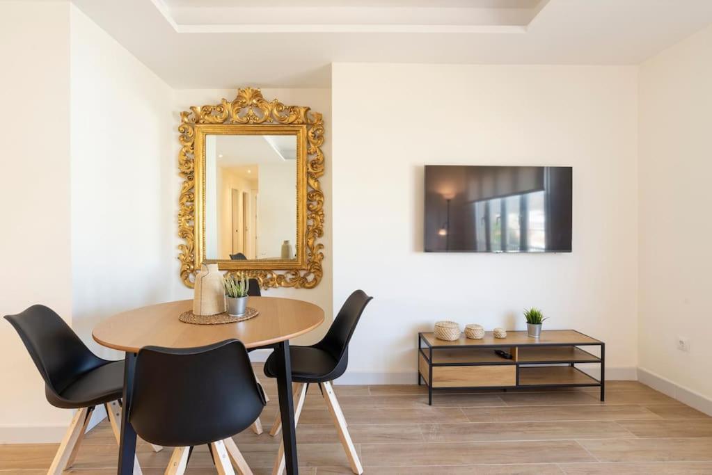 Tribuna I By Ele Apartmens Málaga