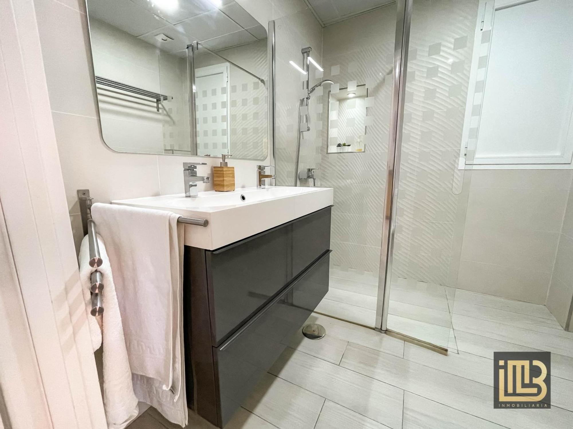 Atarazanas Centro Apartment