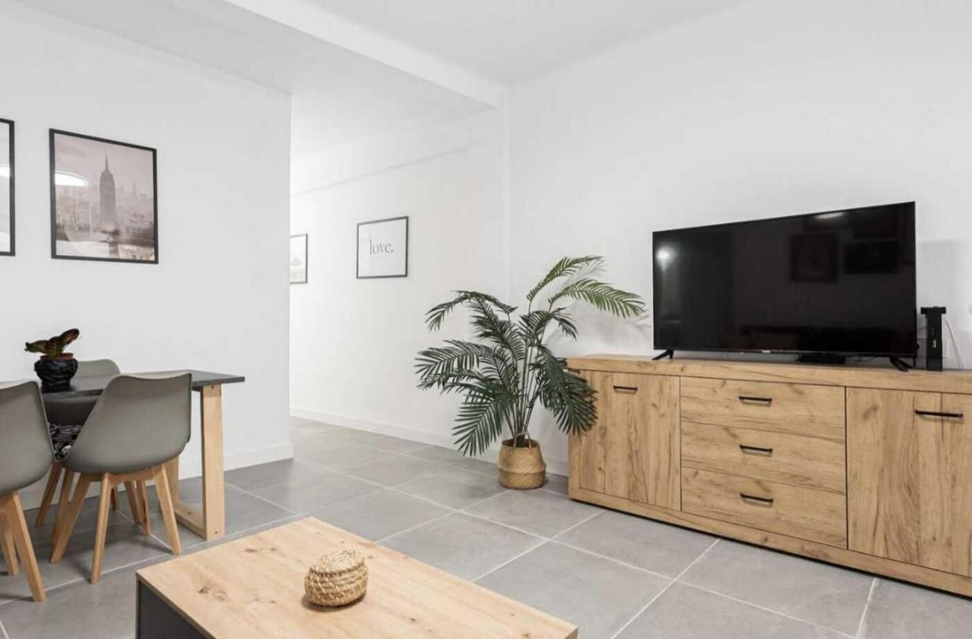 Almaraire Apartamento *
