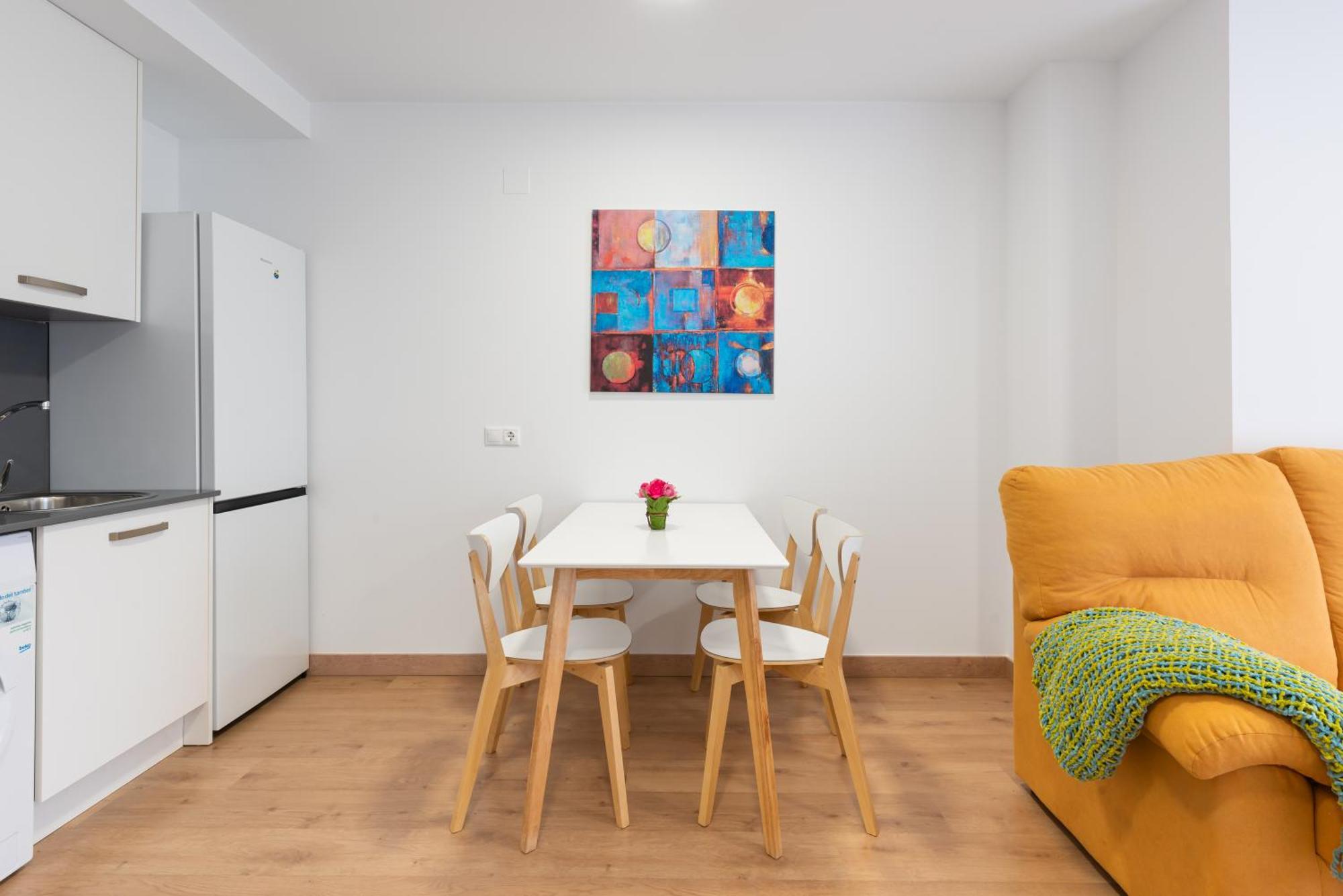 Wintowinrentals Cozy Near Center Apartamento