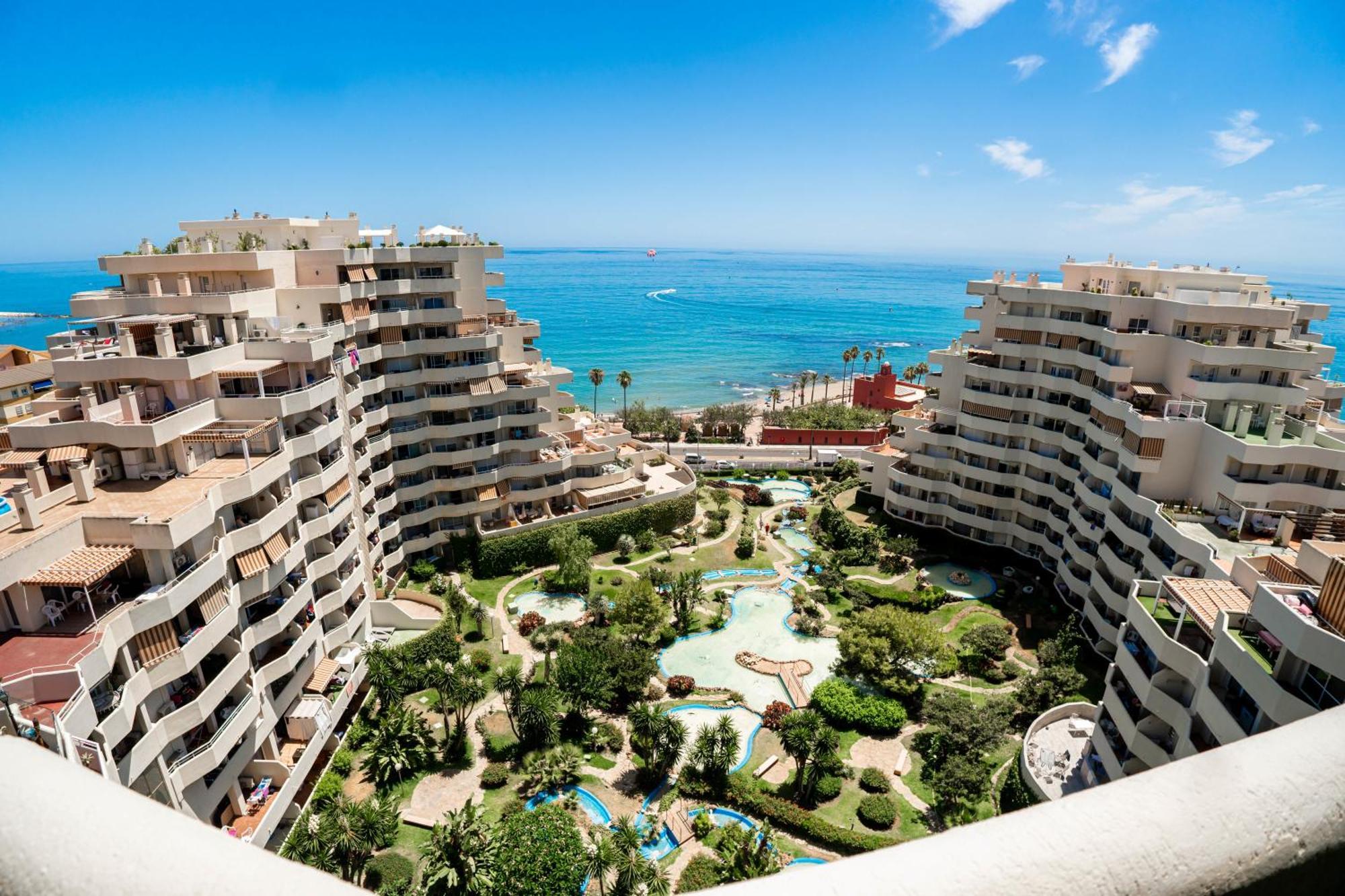 Apartamento Benalbeach Con Vistas Maravillosas Málaga