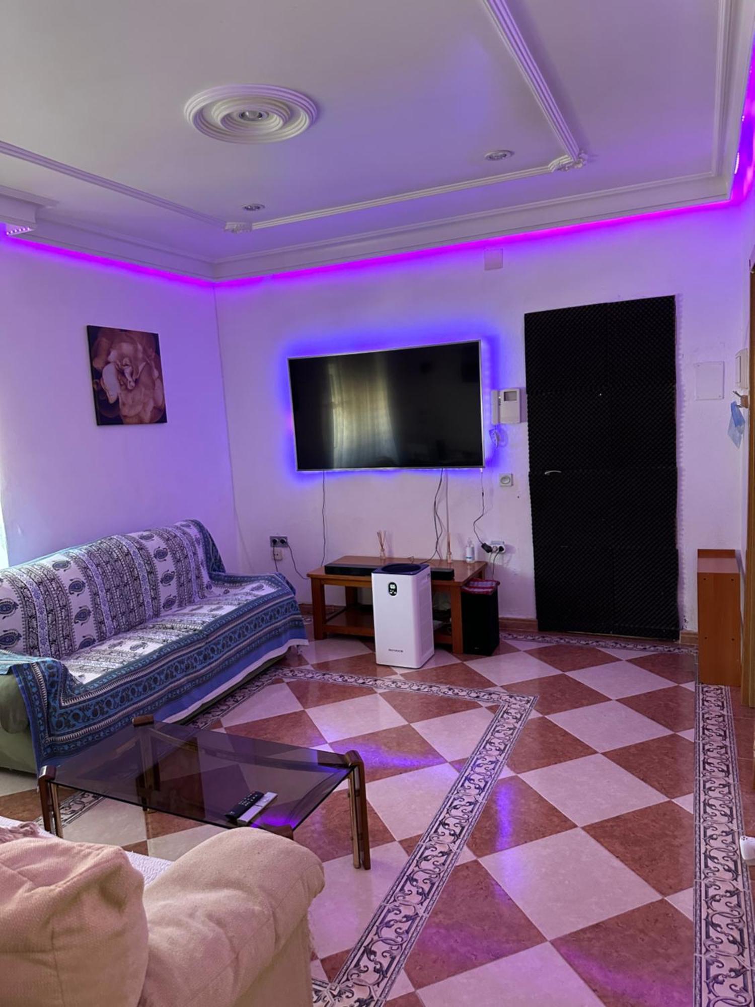 Habitación En Piso Compartido En Capital Málaga