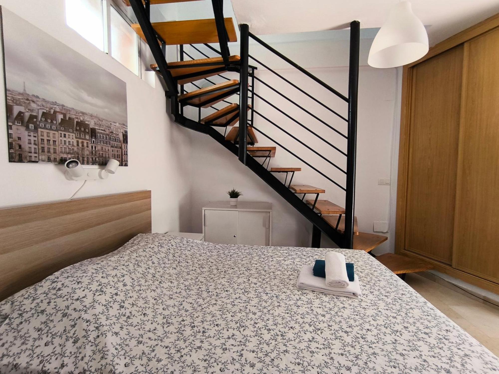 Apartamento Cosy Duplex Flat In The Heart Of