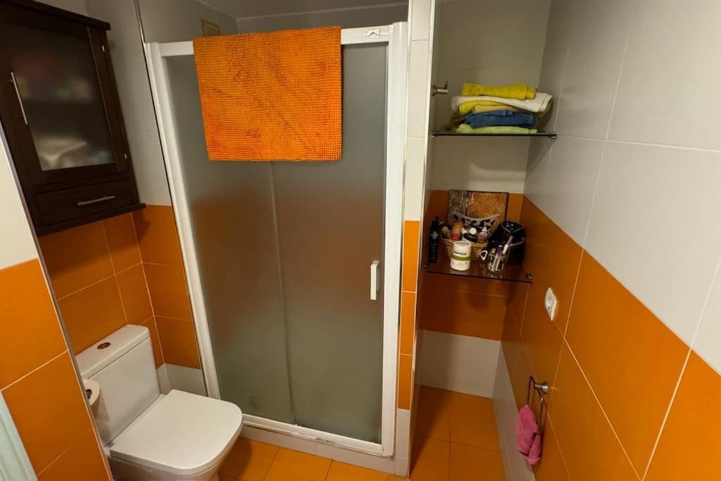 With Style And Comfort For 4