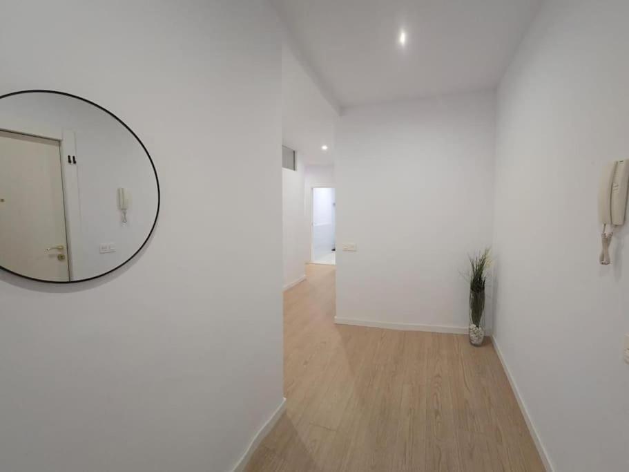 Angelos Urban Spacious Perfect For Remote Workers And Vacationers By Namaste Elite Málaga