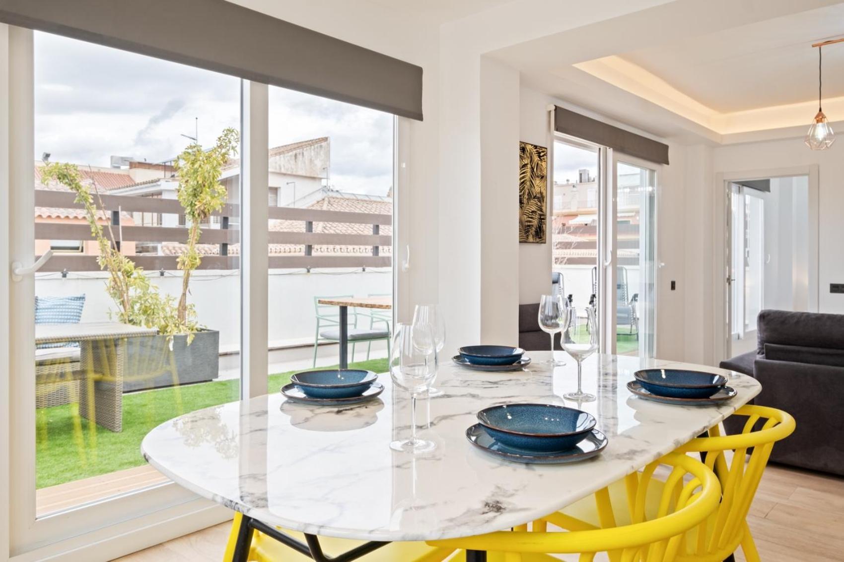 Terrazas Del Soho Apartment *