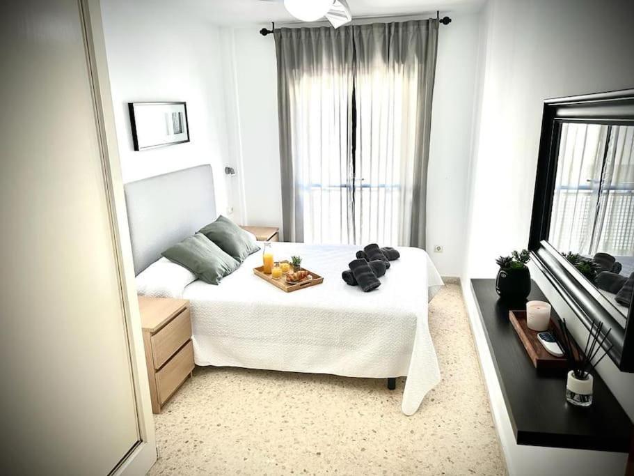 El Rincon De Apolo. Atico Con Aparcamiento Gratis. * Malaga