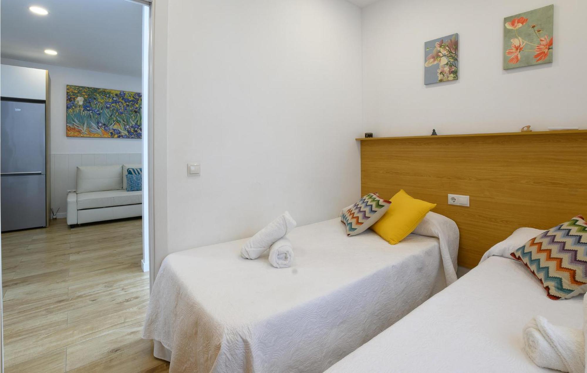 2 Bedroom Lovely In Сasa de vacaciones *