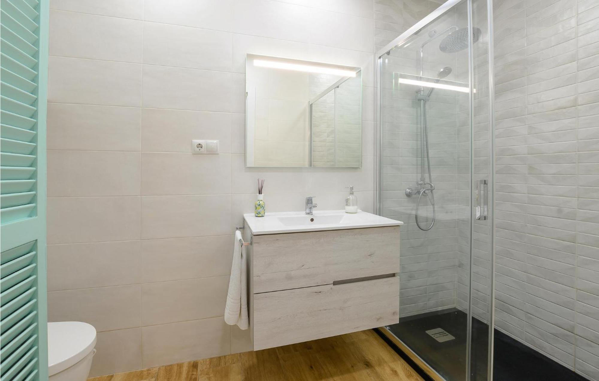 2 Bedroom Lovely In Сasa de vacaciones