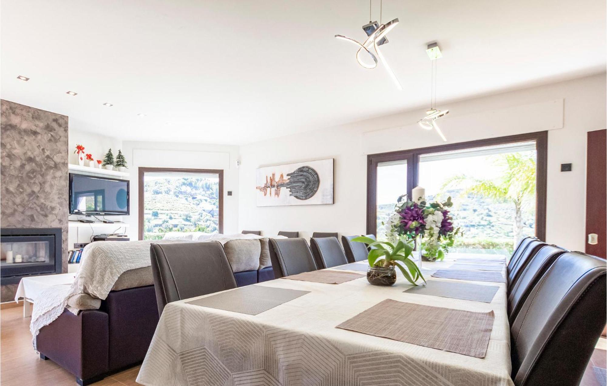 Beautiful In With Kitchen