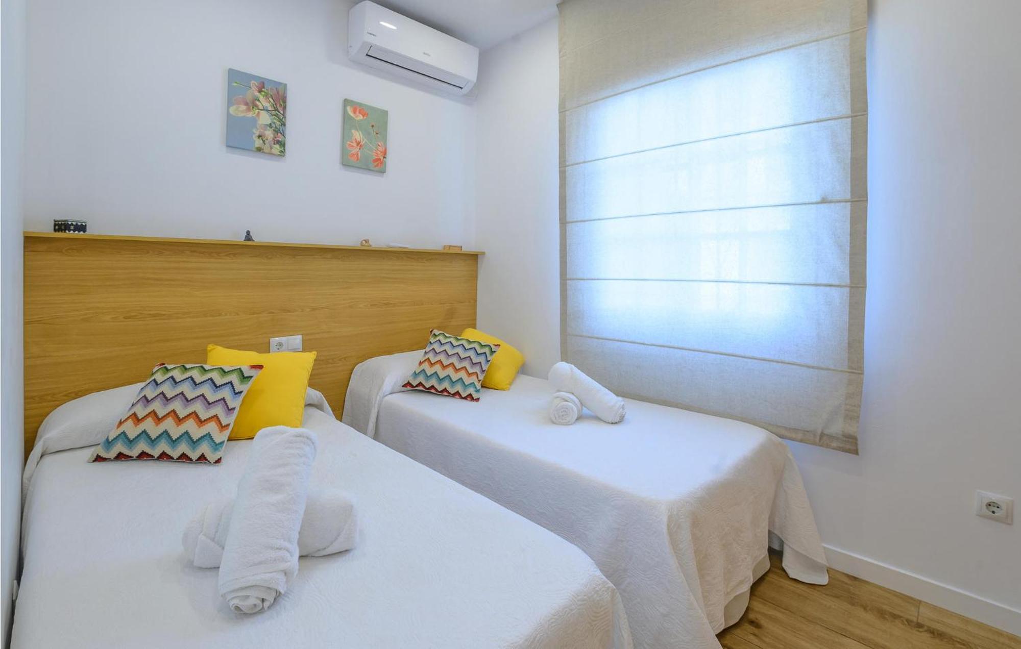 2 Bedroom Lovely In Сasa de vacaciones