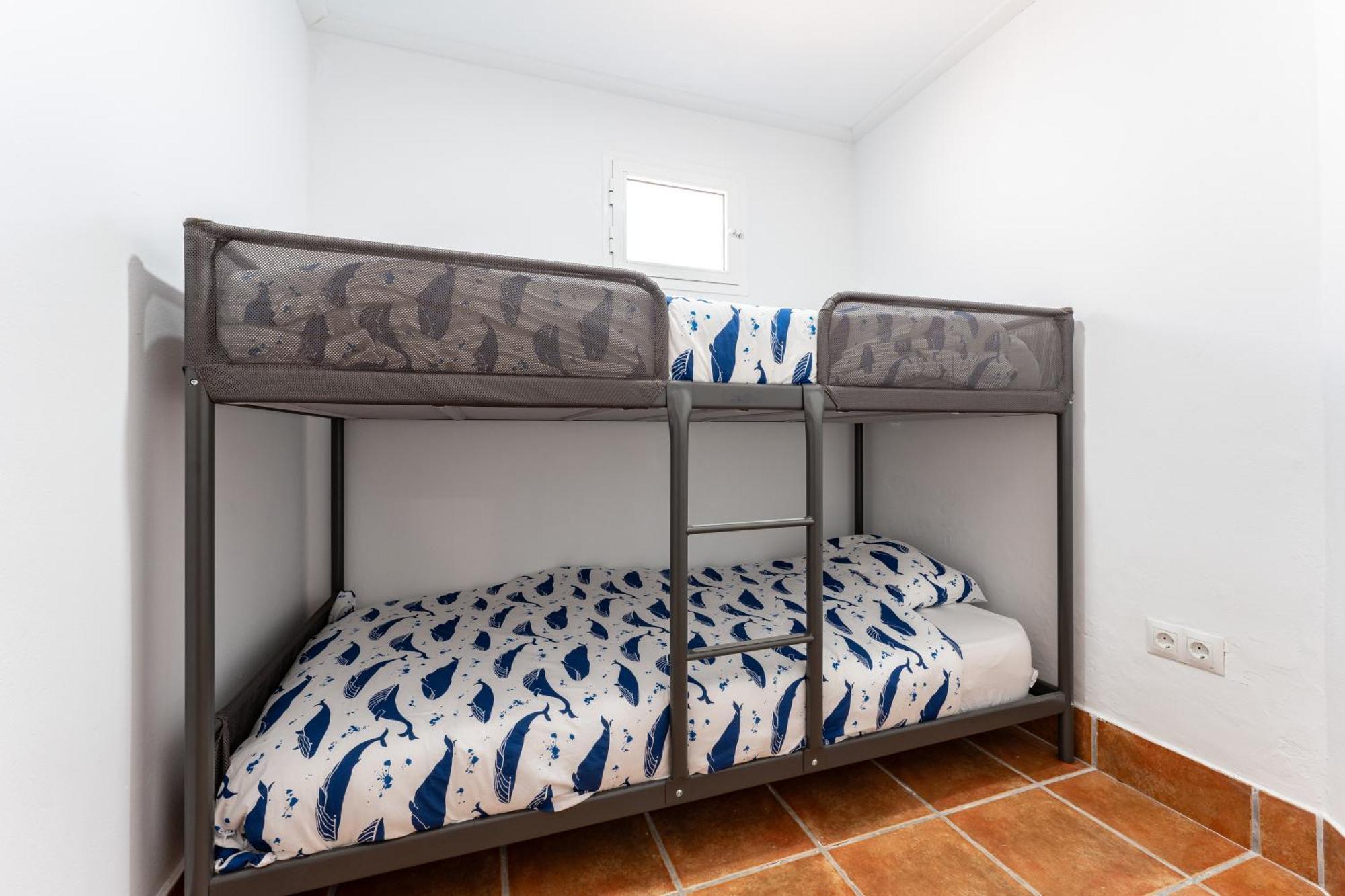 La Casa De Familia Bed and breakfast *