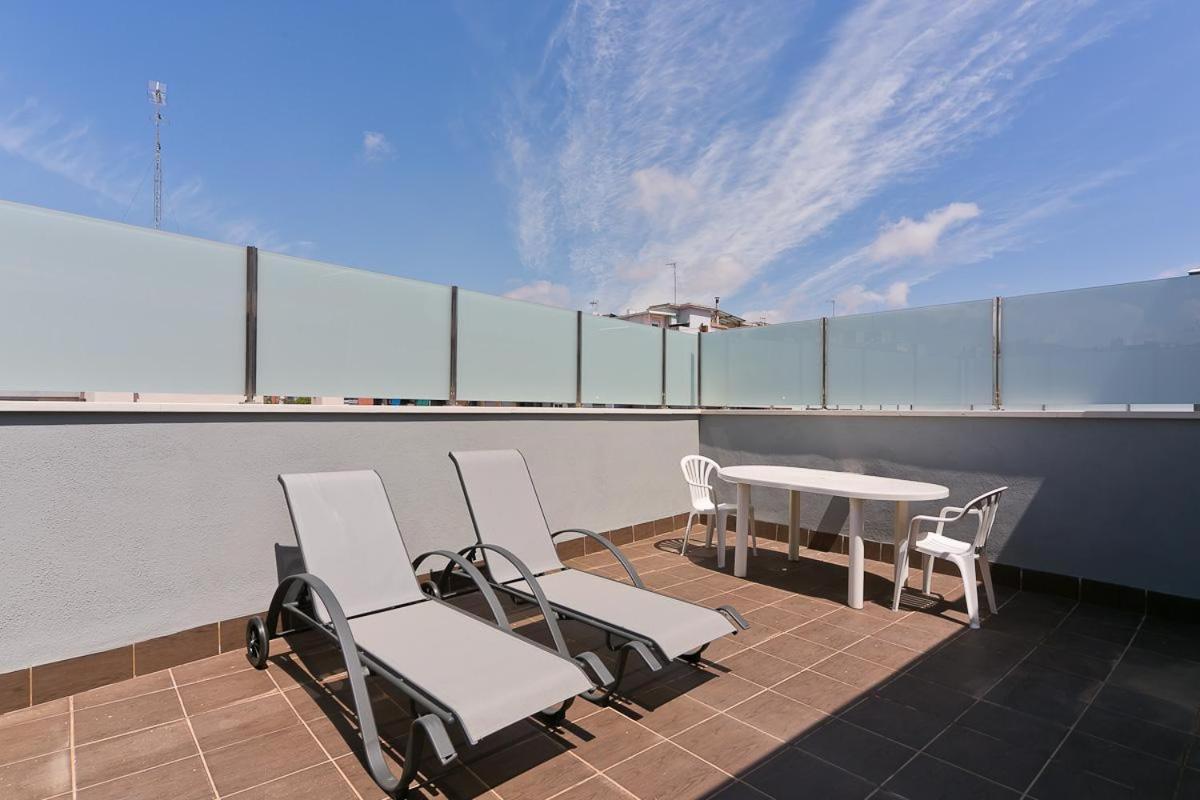 Estupendo Penthouse 2 , 1 Bano Wifi Málaga