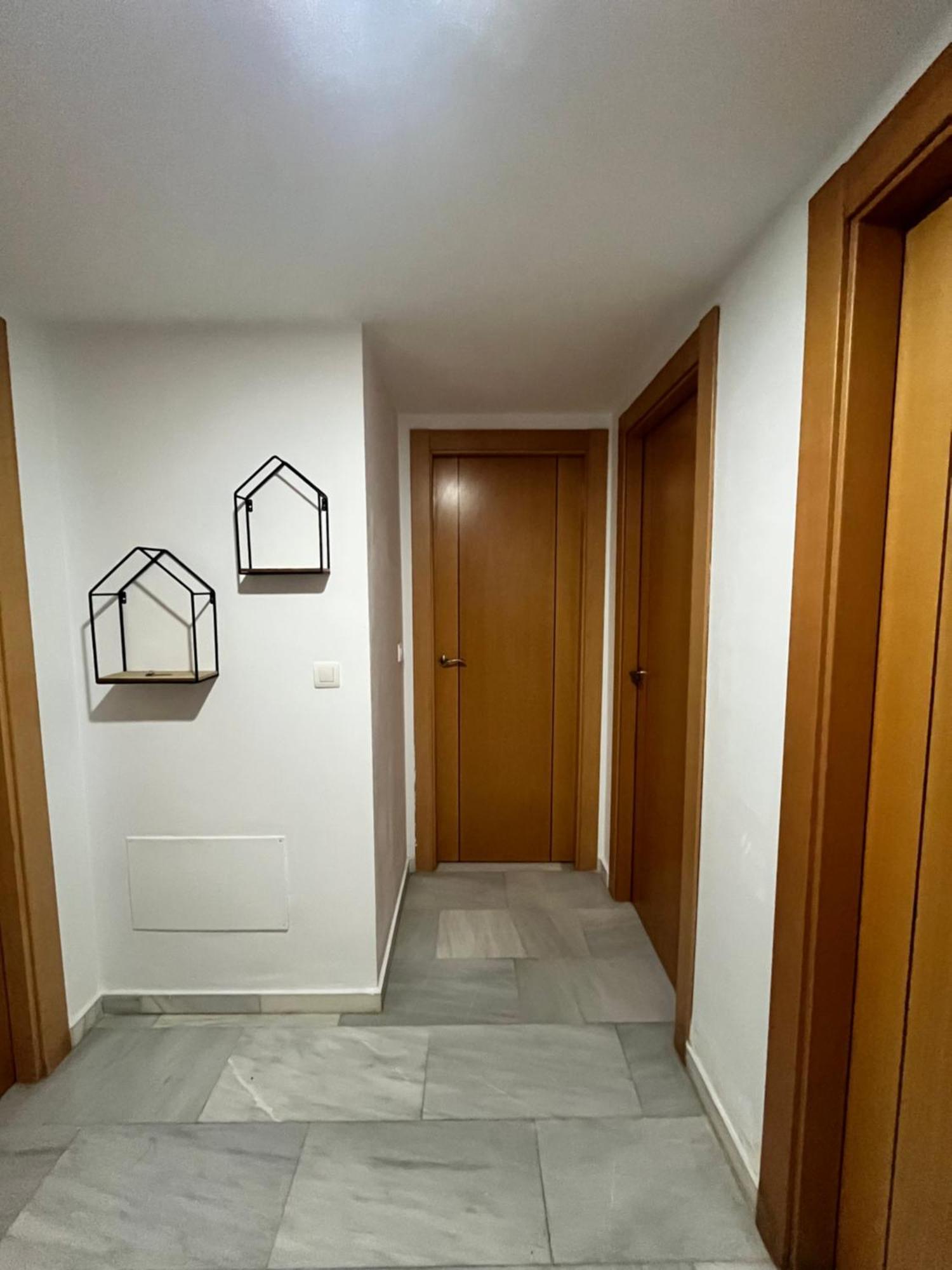 Deluxe With Parking - Carlos Haya Apartamento *