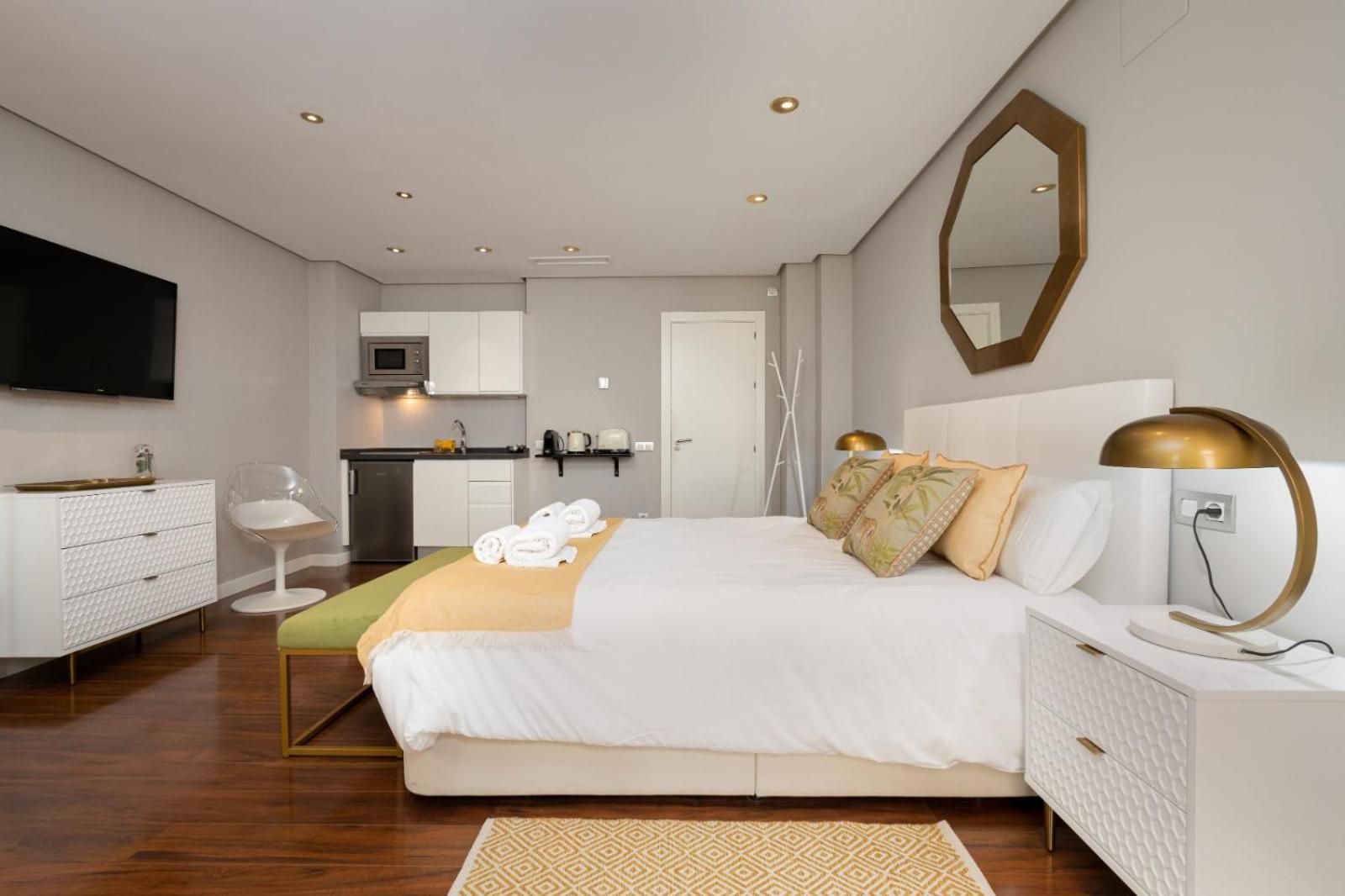 Apartment Cathedral Ii -plaza Del Obispo Malaga