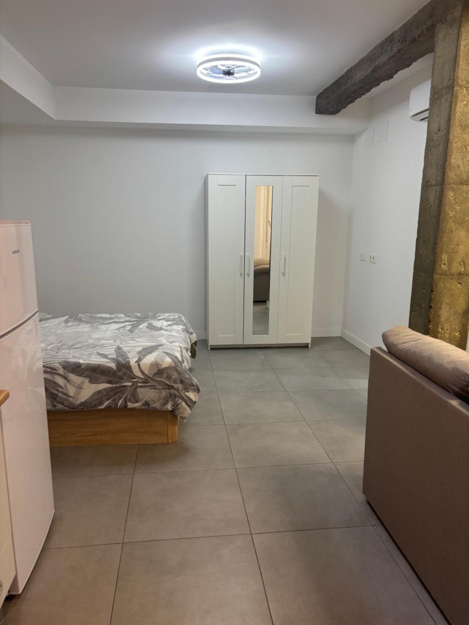 Apartment 3 A 10 Min Caminando De La Estacion De Bus Y Tren Maria Zambrano Malaga
