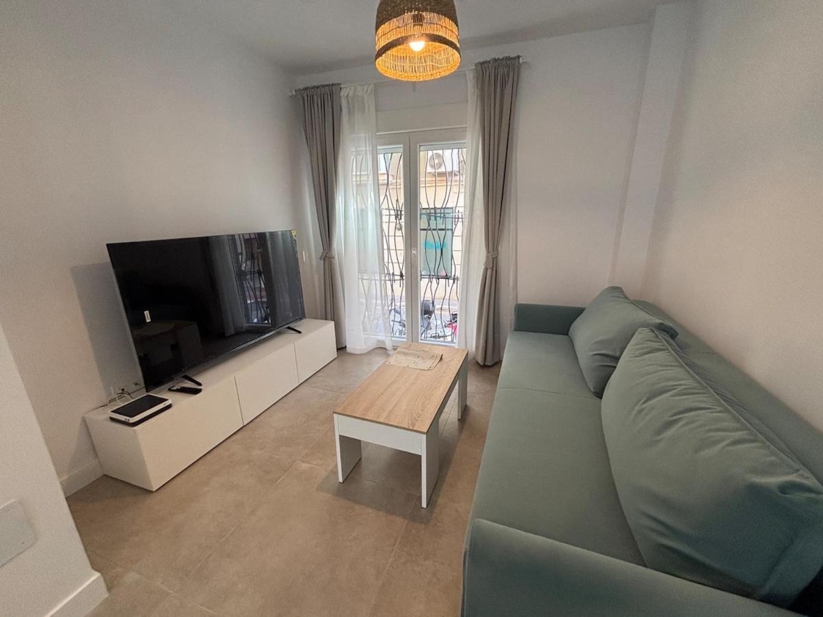 Apartment Nuevo! En El Centro! 1m Metro, Zambrano Y Con Parking Malaga