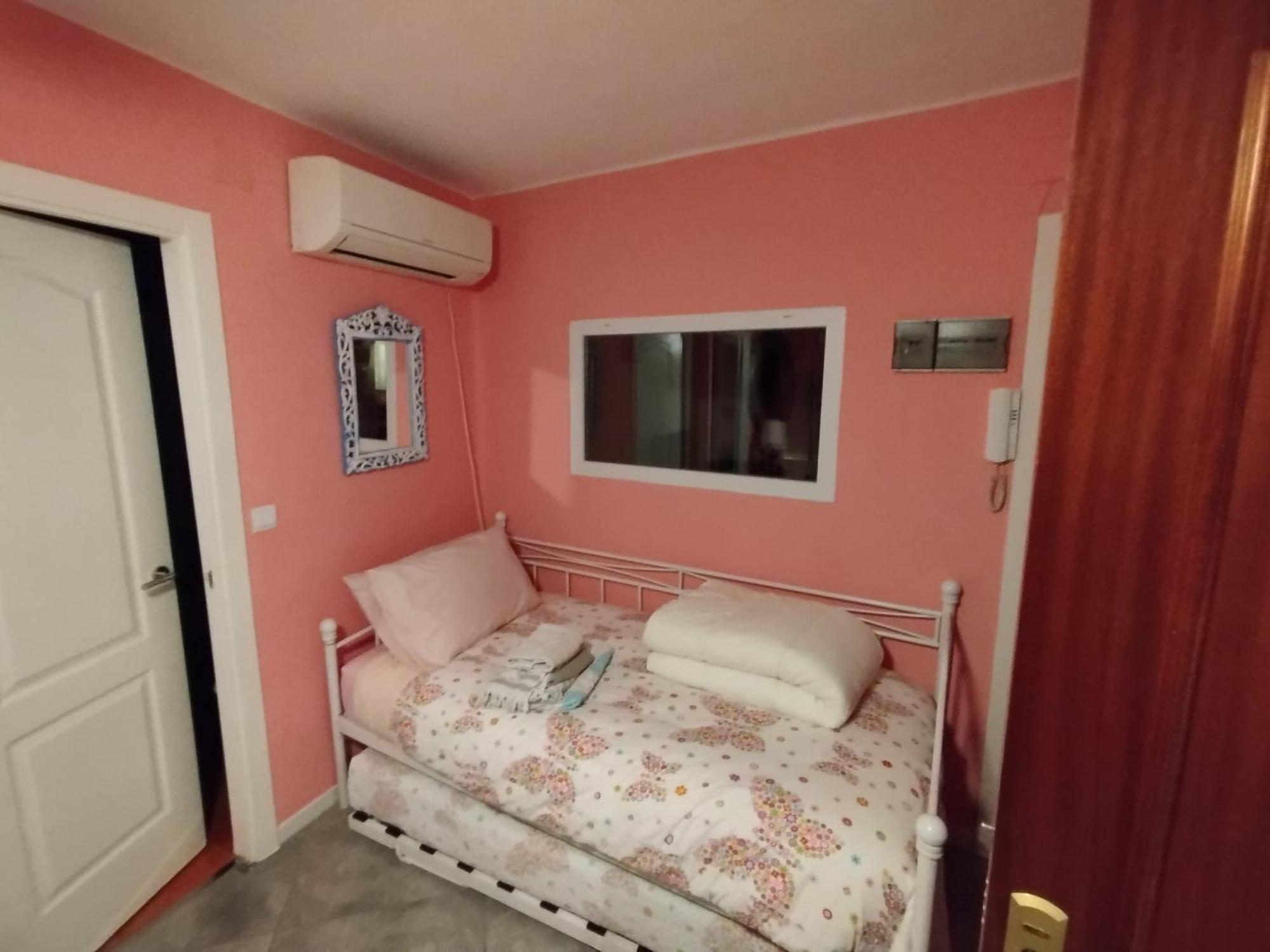 Centro Hernan Ruiz De 4 A 8 Personas Apartment *
