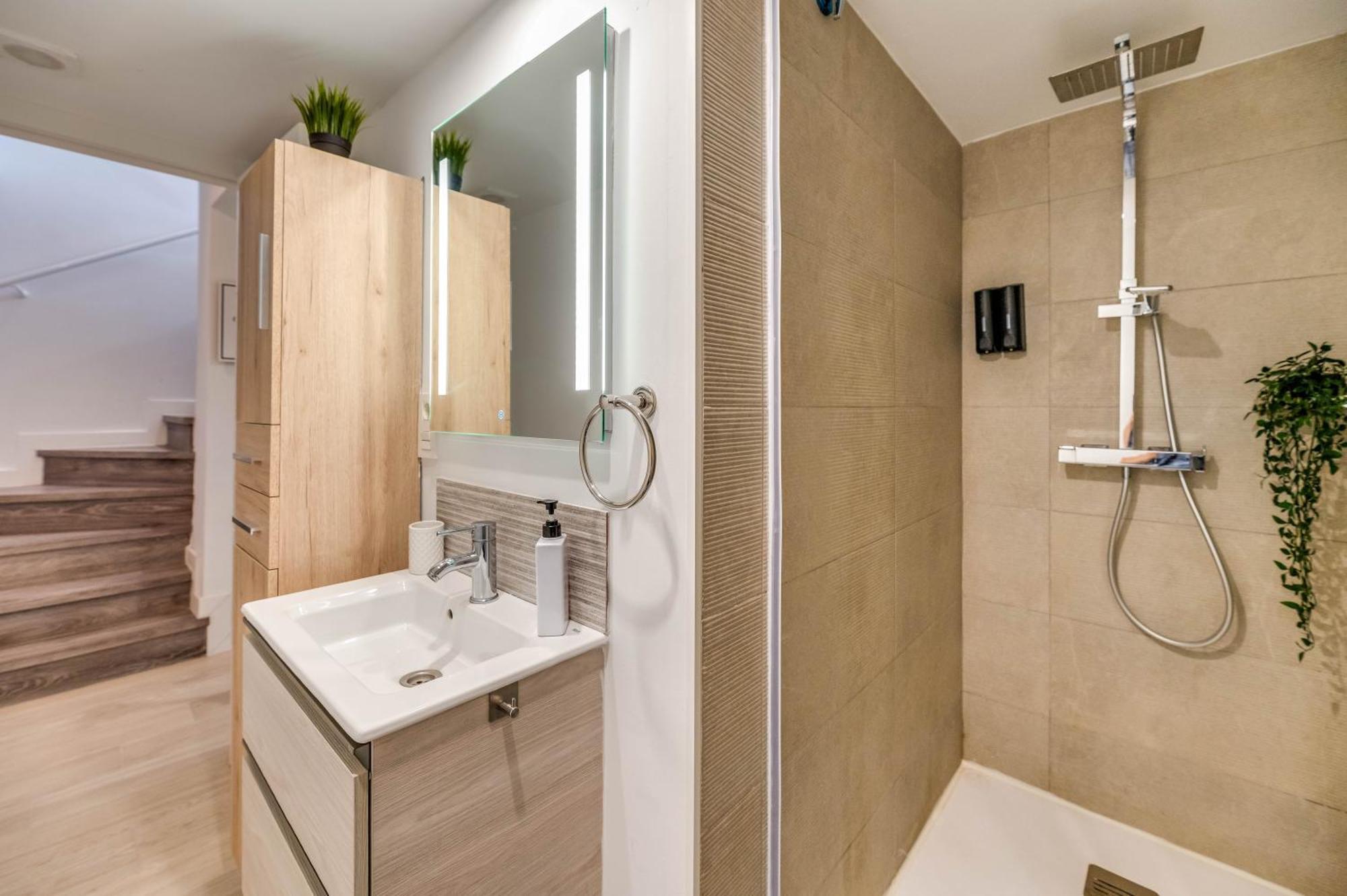 Apartamento Modern Unit With View *