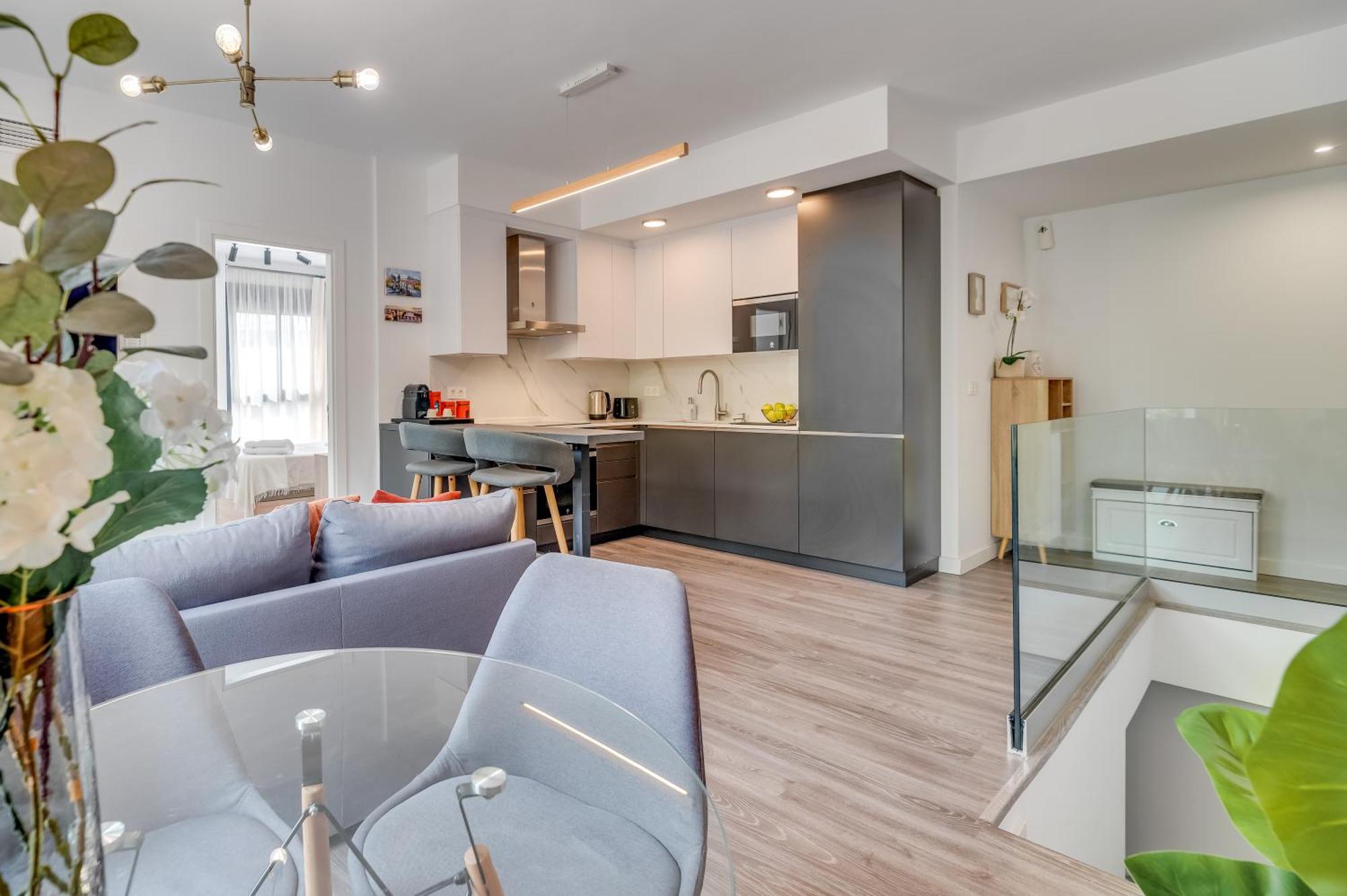 Modern Unit With View Apartamento