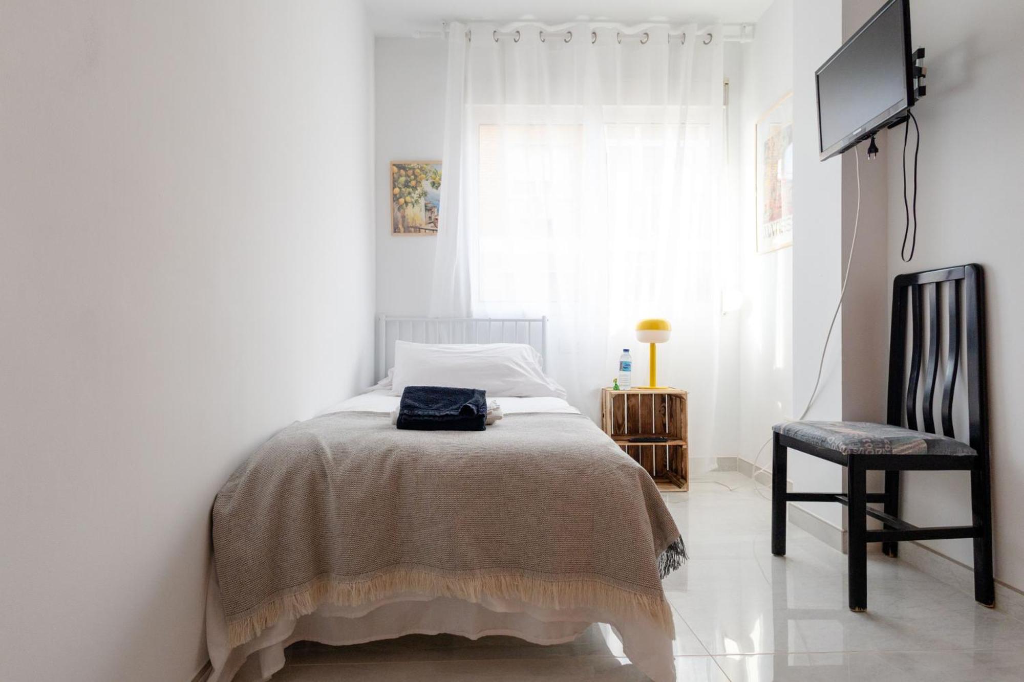 Mar De La Abadia Shared Habitación en casa particular Málaga